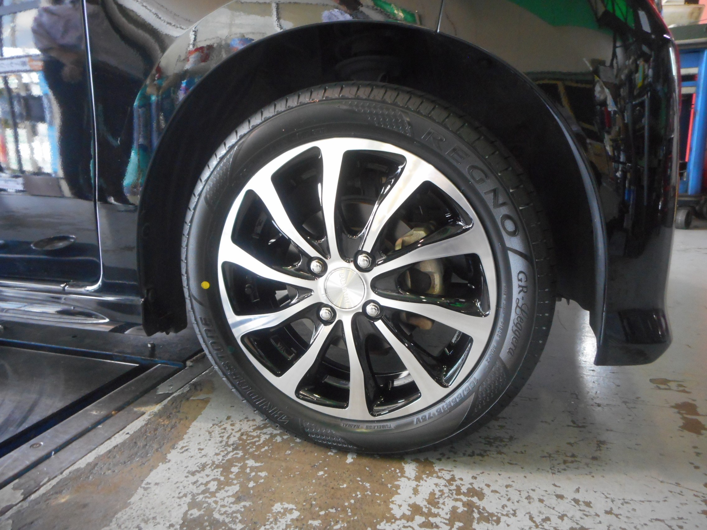 N－ワゴン レグノ+バルミナT10 | 店舗おススメ情報 | タイヤ館 大宮西 