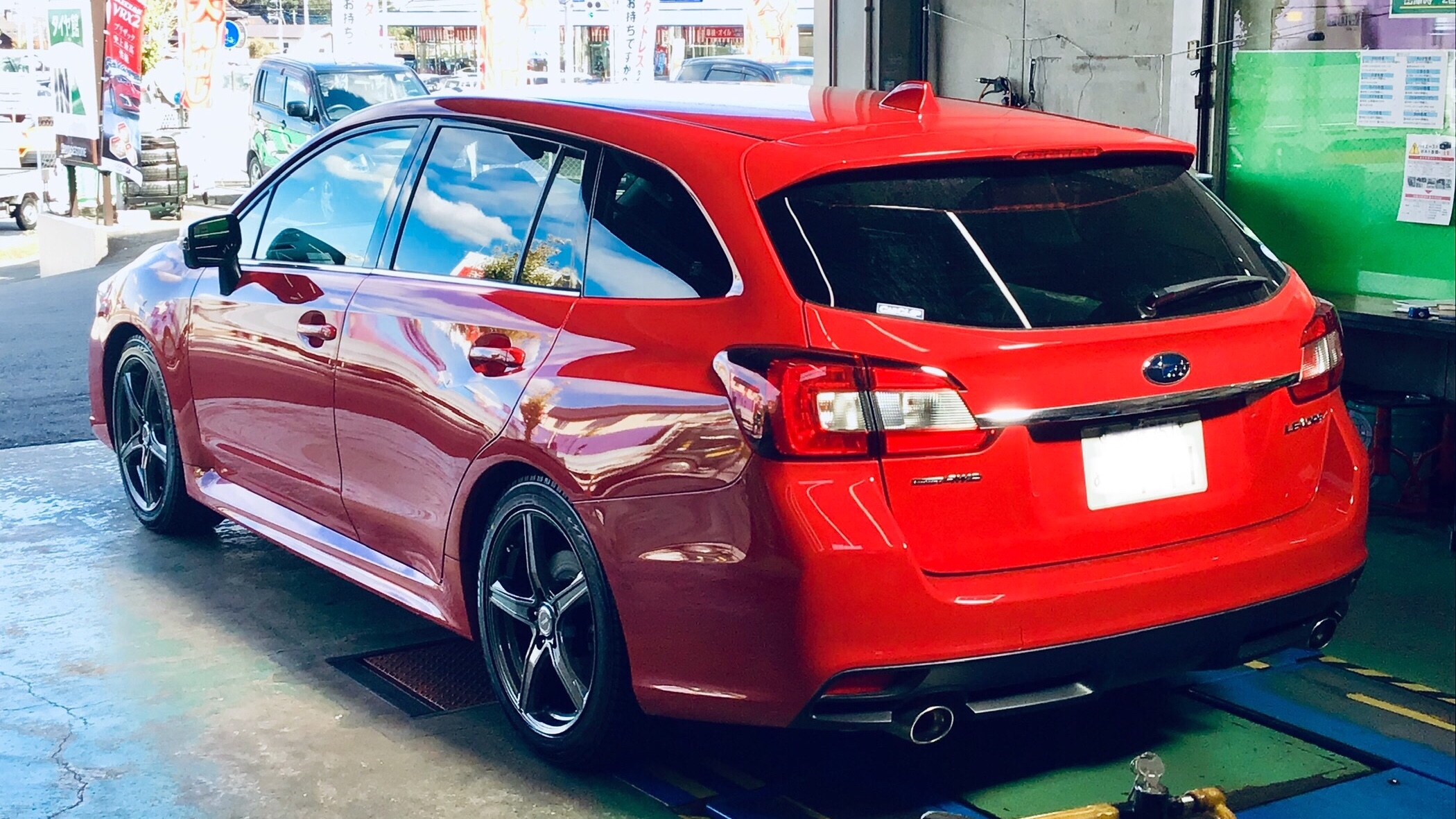 【美品】スバル レヴォーグ WRXS4 ホイールタイヤ 2022年 スタッドレス 2025年最新】wrX s4 スタッドレスの人気アイテム - メルカリ