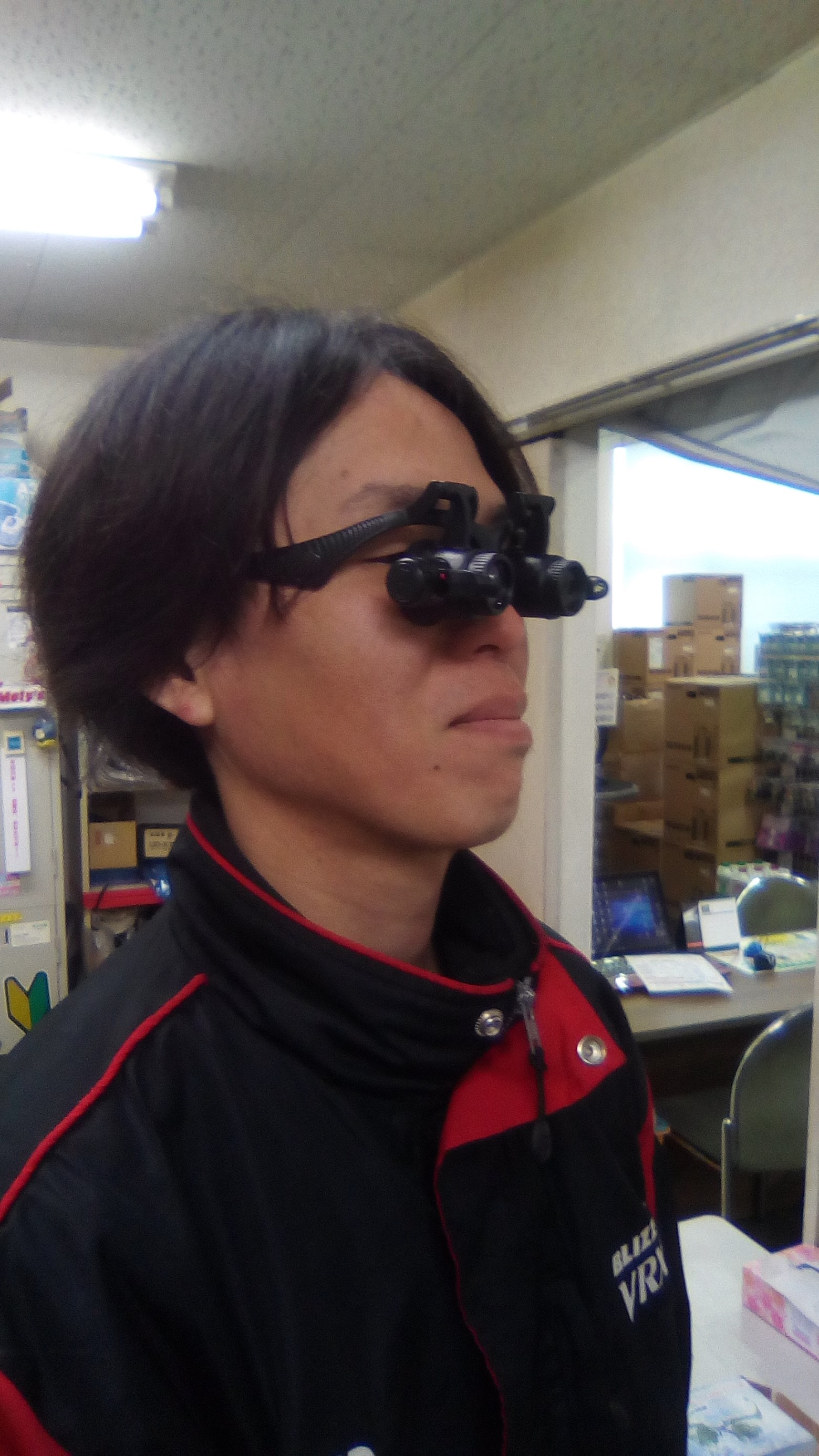 面白メガネ スタッフ日記 タイヤ館 松戸 千葉県のタイヤ カー用品ショップ タイヤからはじまる トータルカーメンテナンス タイヤ館グループ