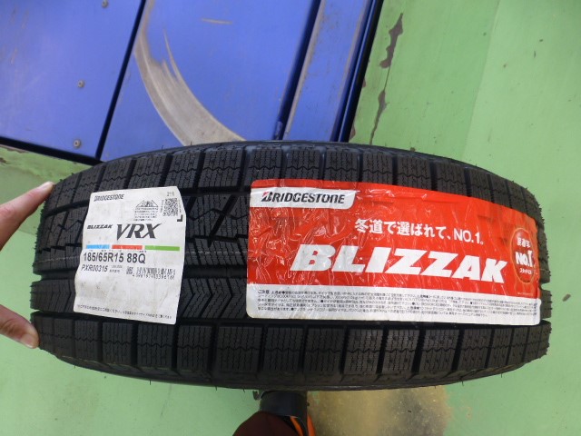 ホンダ・フリード（GB7）】スタッドレスタイヤセット取付を行いました