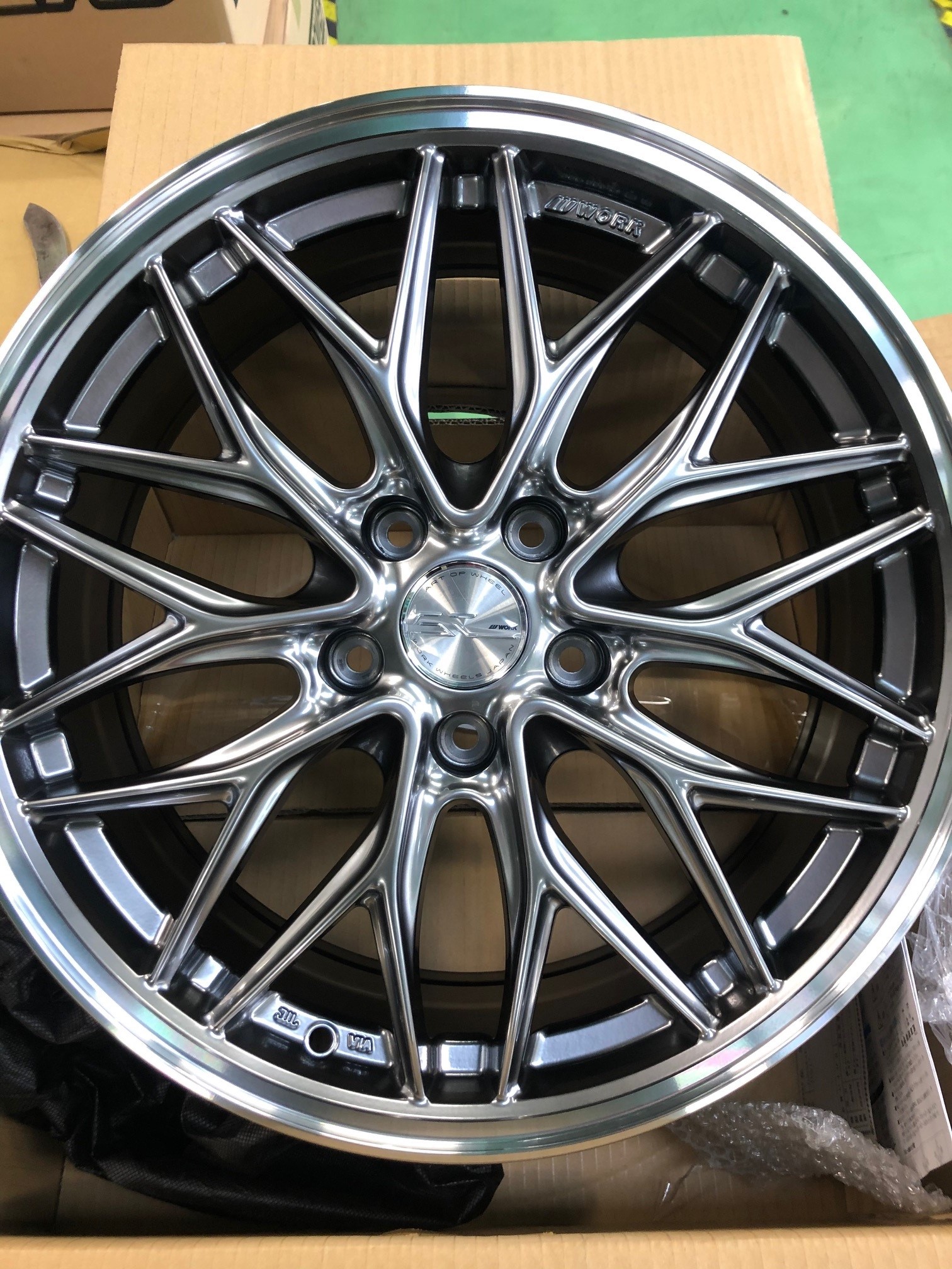 あさん用？③ work schwert quell 【4本ご購入に限る】 ③ work schwert quell 【4本ご購入に限る】 - メルカリ