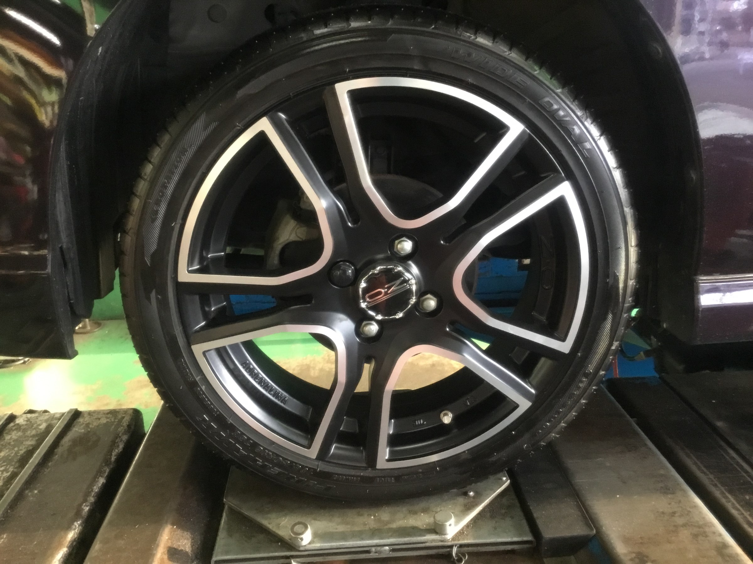 MH23S型ワゴンR、アルミホイールセット取り付け！ スズキ ワゴンR ホイール 技術サービスブログ タイヤ館 鎌ヶ谷 千葉県のタイヤ、カー用品ショップ タイヤからはじまる