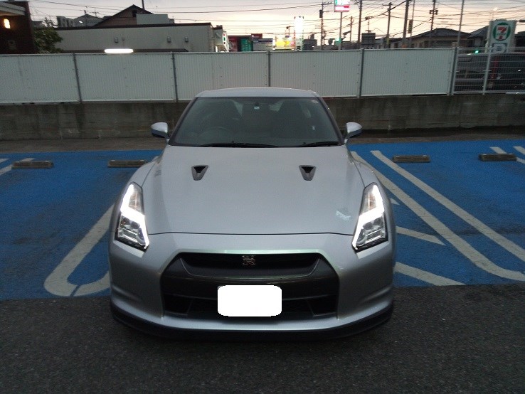 35GTーR 後期ヘッドライト | 店舗おススメ情報 | タイヤ館