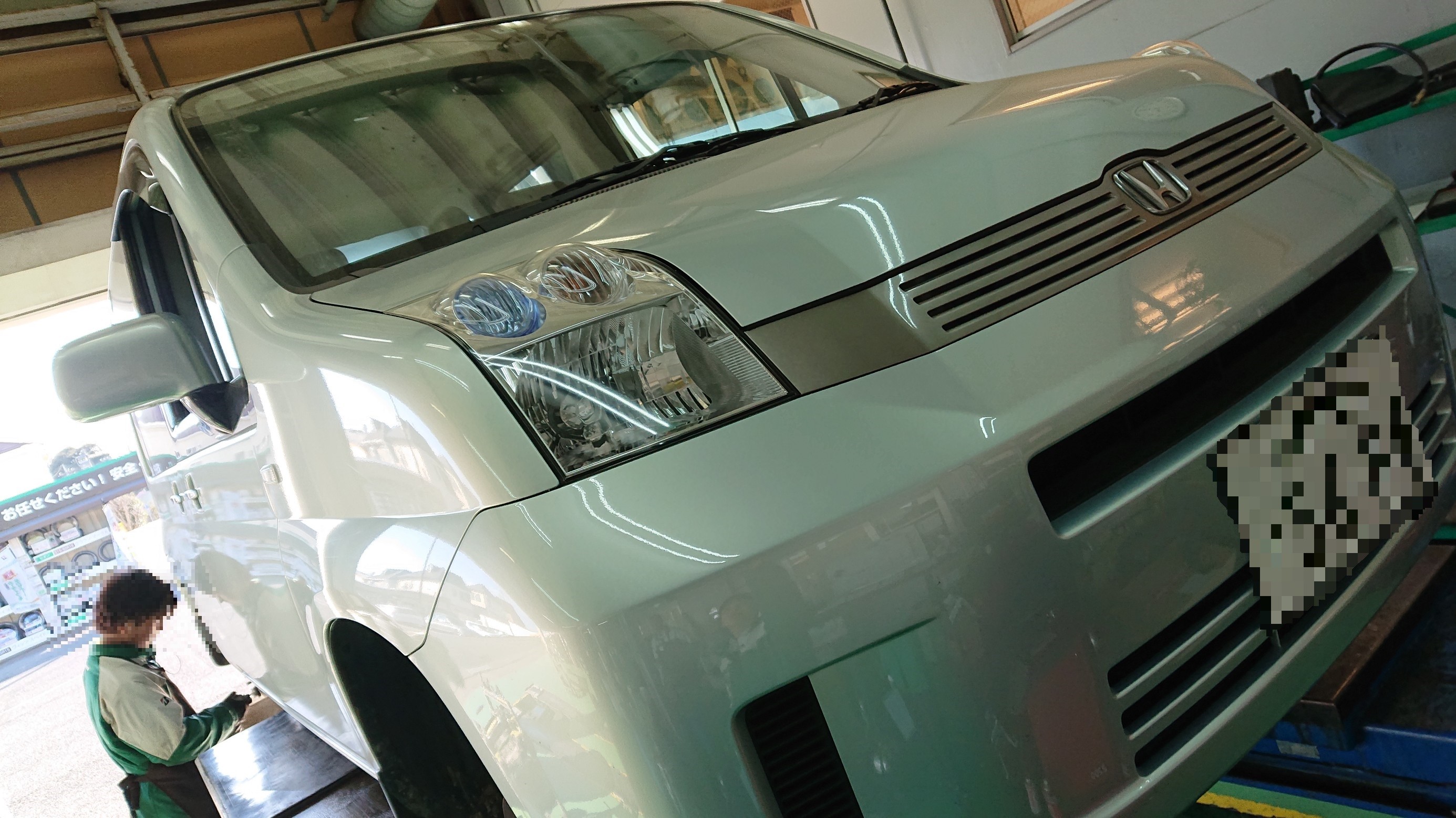 ホンダ モビリオ タイヤ交換 ホンダ モビリオ タイヤ タイヤ ホイール関連 タイヤ ホイール交換 サービス事例 タイヤ館 西船橋 千葉県のタイヤ カー用品ショップ タイヤからはじまる トータルカーメンテナンス タイヤ館グループ