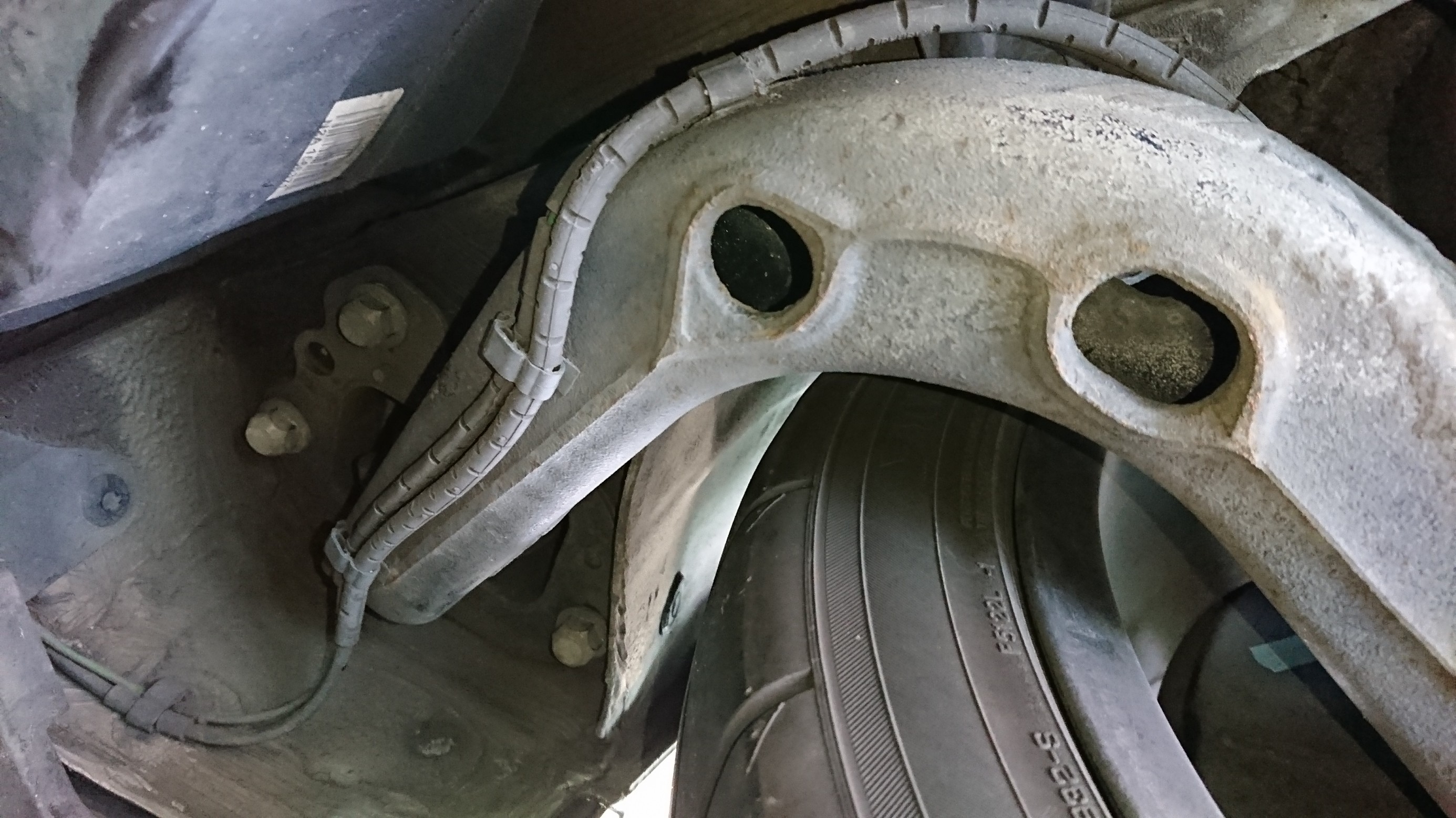 E46 M3アライメント調整しました ゞ Bmw M3 タイヤ タイヤ ホイール関連 4輪トータルアライメント調整 技術サービス施工事例 タイヤ館 福岡東 タイヤからはじまる トータルカーメンテナンス タイヤ館グループ