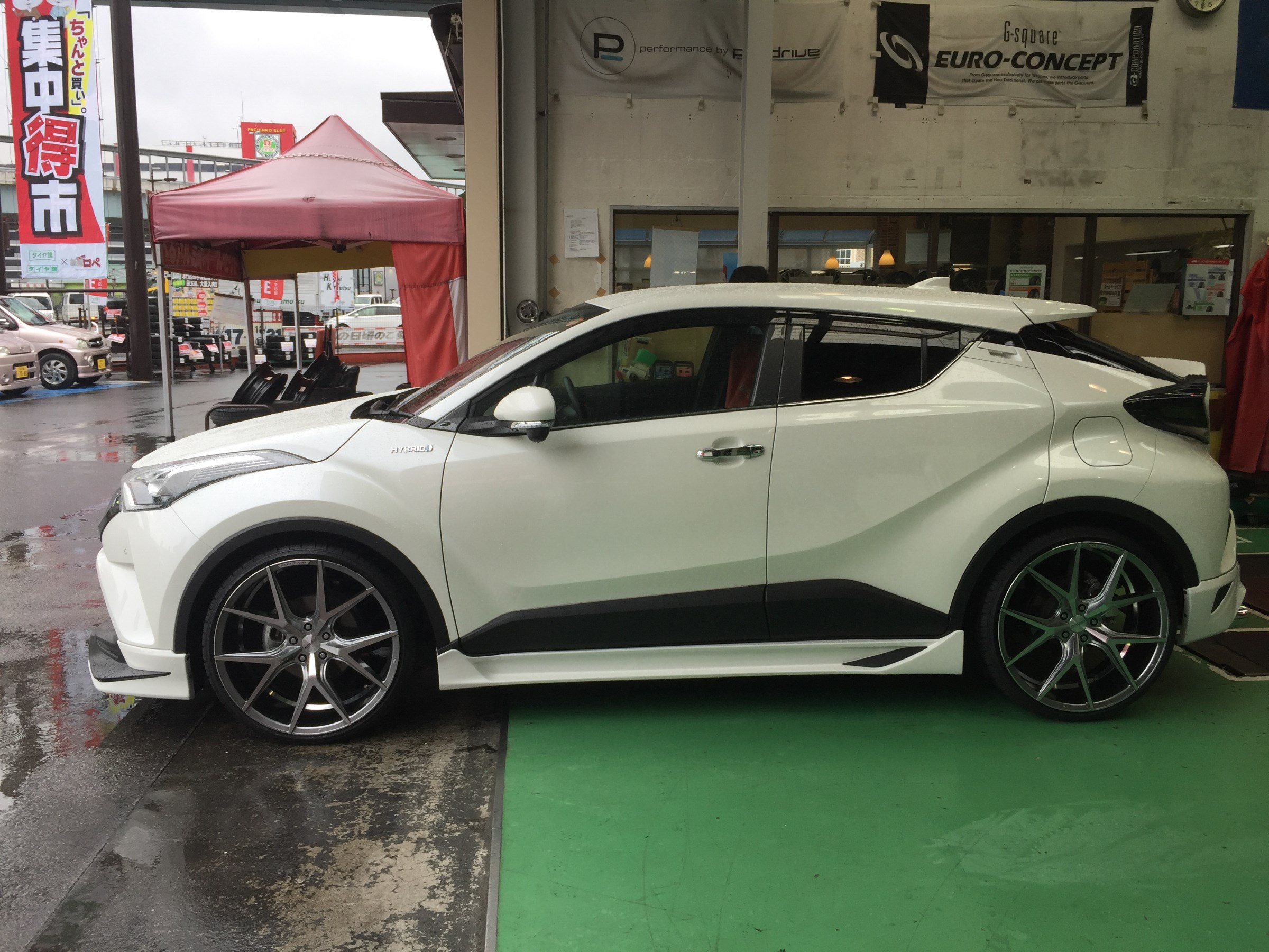 Ｃ－ＨＲ ロジャム：アビー 22インチ インストール | トヨタ C-HR