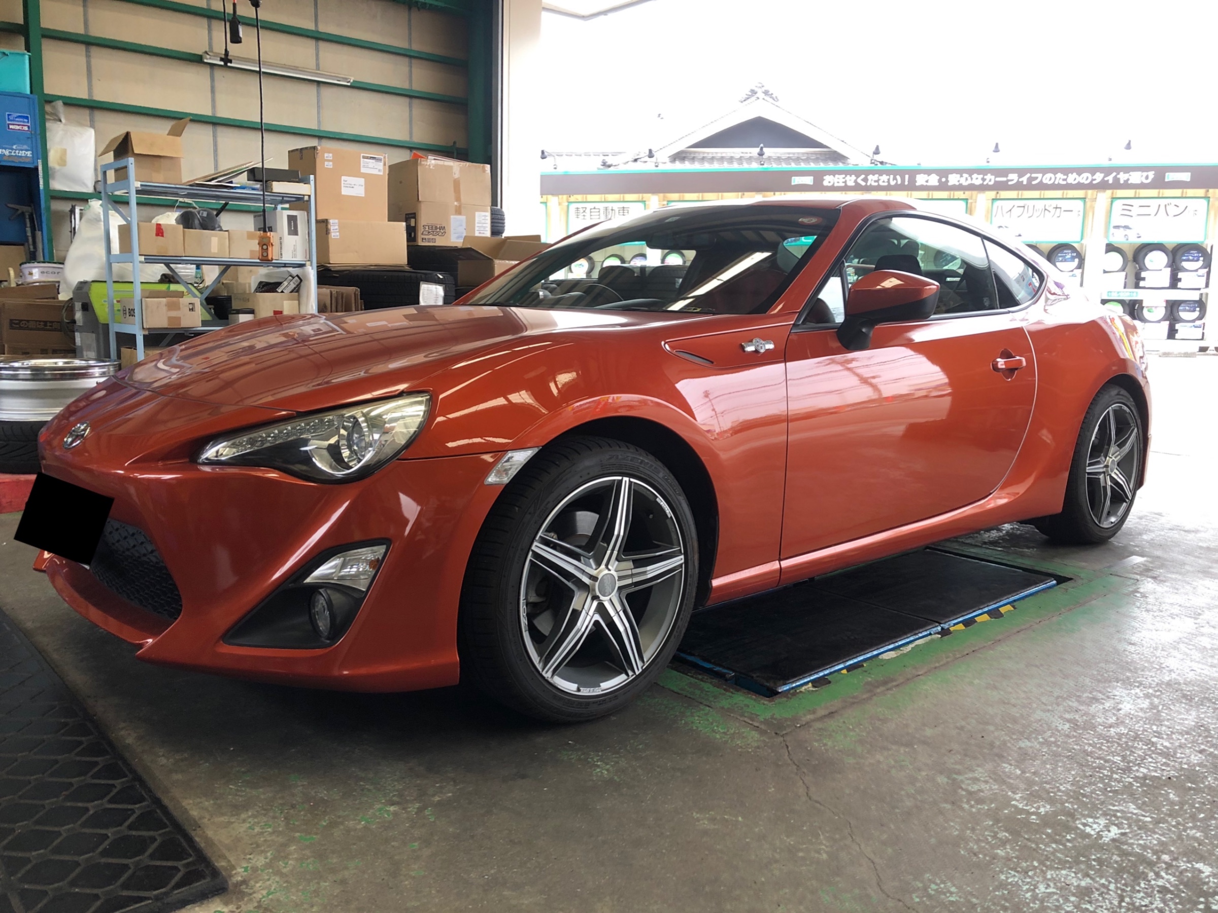 ついに３６０度のドライブレコーダー入荷 トヨタ 86 カー用品取付 Av商品取付 サービス事例 タイヤ館 加古川中央 兵庫県のタイヤ カー用品ショップ タイヤからはじまる トータルカーメンテナンス タイヤ館グループ