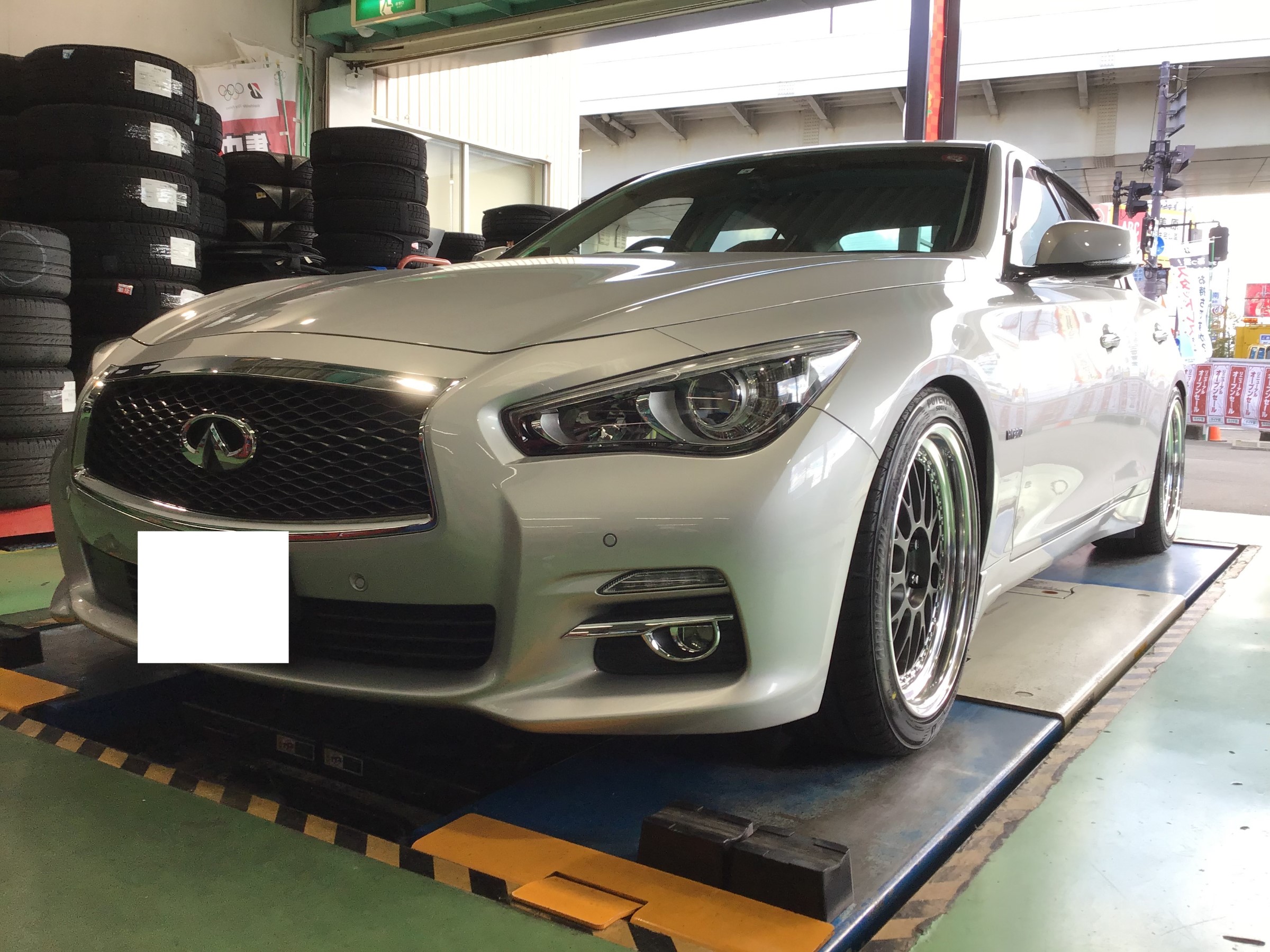 スカイライン V37に車高調 タイヤホイールセット装着 日産 スカイライン ホイール パーツ取付 サスペンション取付 スタッフ日記 タイヤ館 松原 大阪府 和歌山県のタイヤからはじまる トータルカーメンテナンス タイヤ館グループ