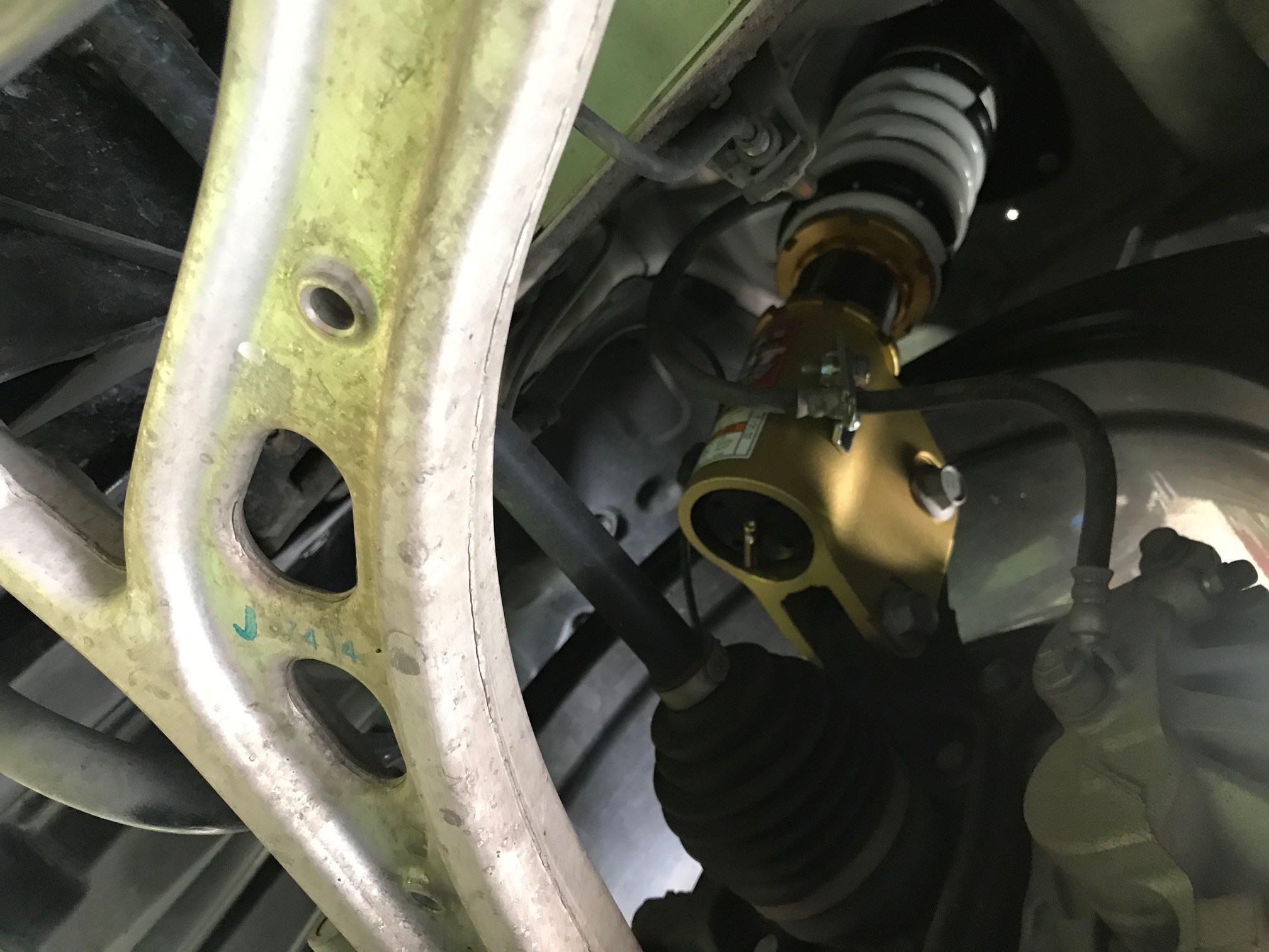 レボーグ 車高調 Hks スバル レヴォーグ その他 スタッフ日記 タイヤ館 守山吉根 愛知県 三重県のタイヤ カー用品ショップ タイヤからはじまる トータルカーメンテナンス タイヤ館グループ