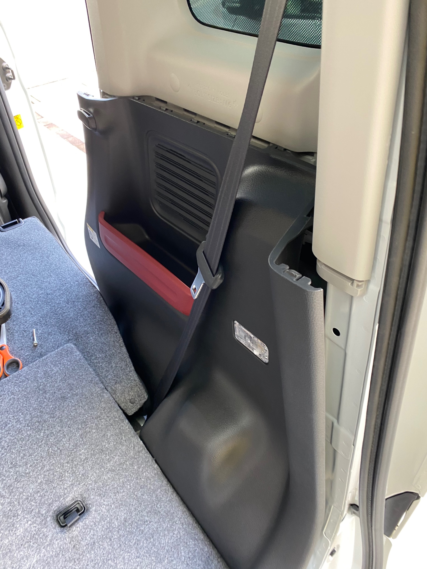 スピーカー取り付け スタッフ日記 タイヤ館 佐賀 タイヤからはじまる トータルカーメンテナンス タイヤ館グループ