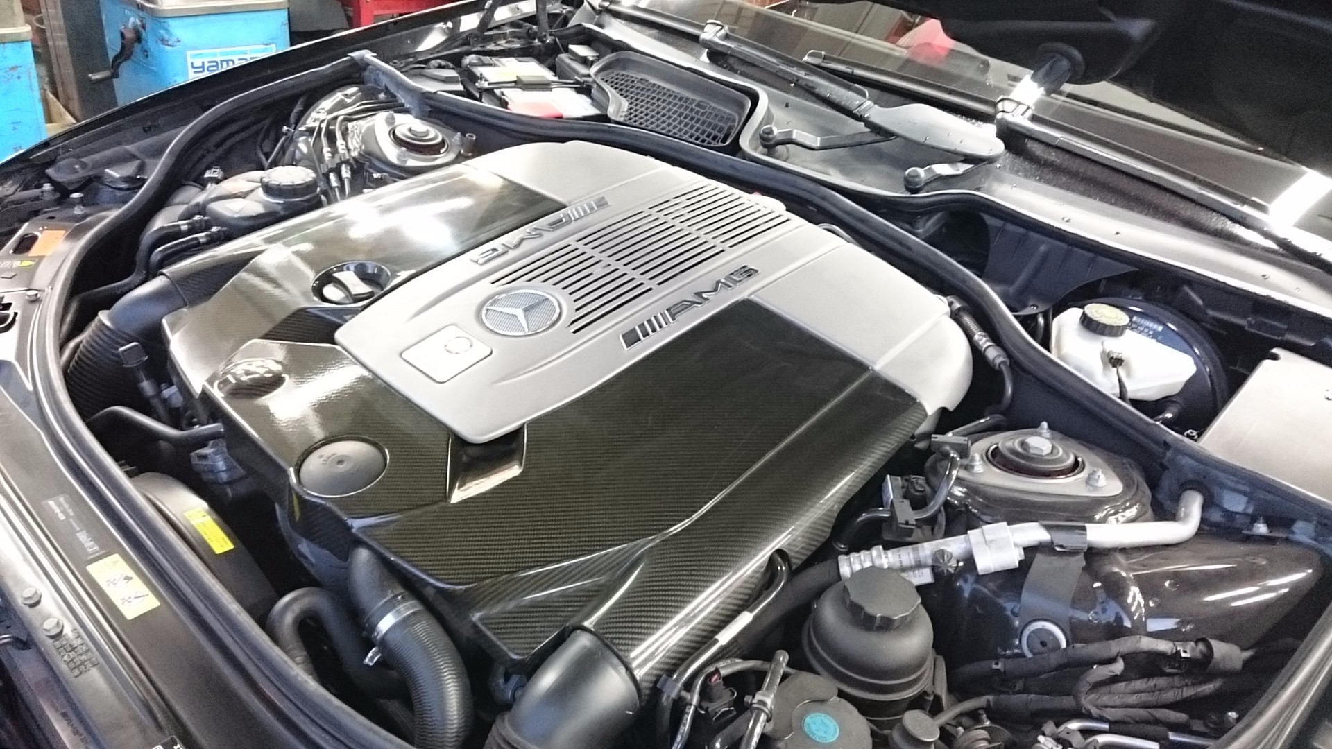 メルセデス・ベンツ W221 S65 AMG オイル交換！ | AMG S65