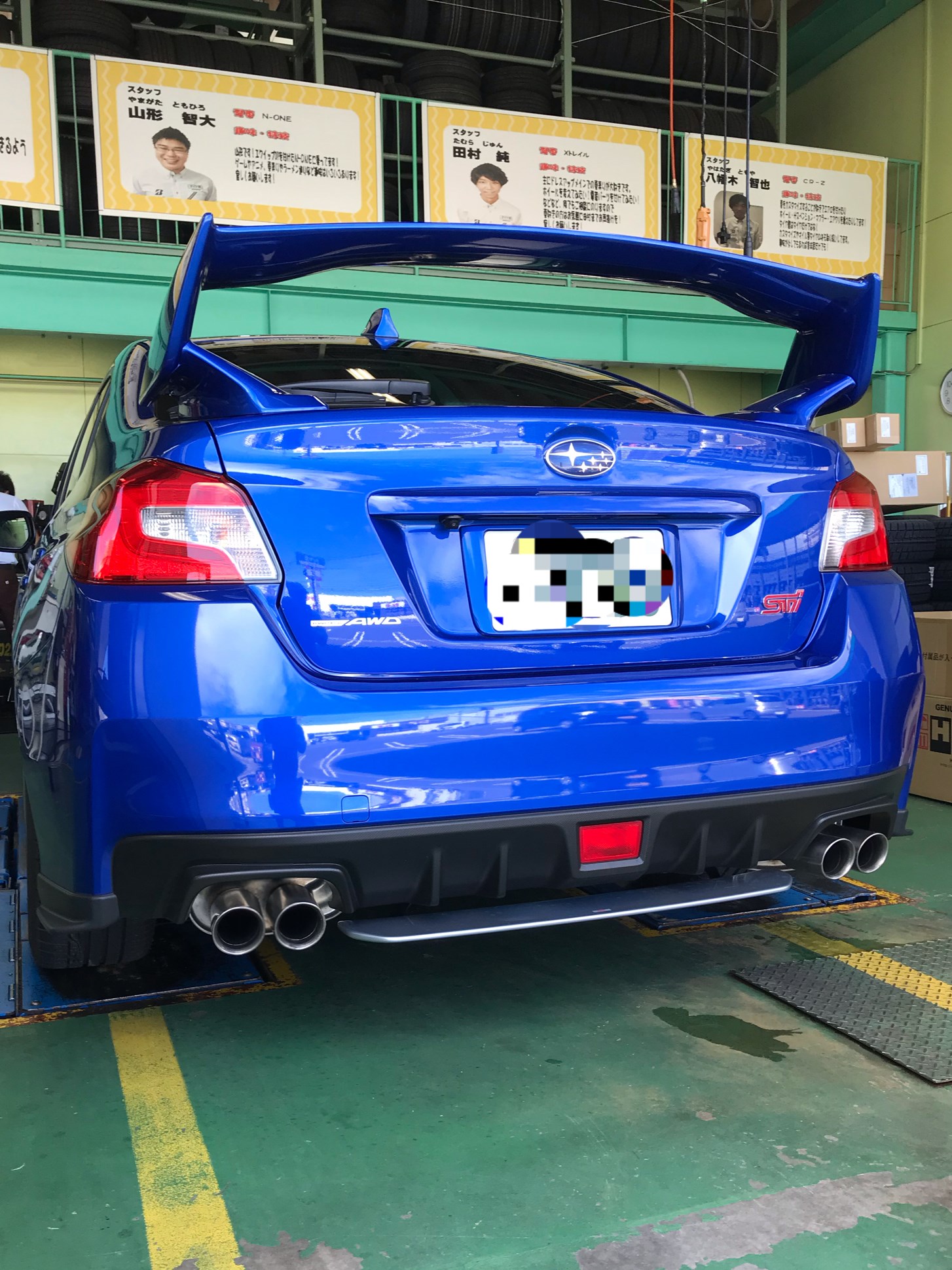 Wrx Stiのマフラー交換 スバル Wrx Sti その他 パーツ取付 マフラー類メーター類取付 サービス事例 タイヤ館 倉敷大島 タイヤからはじまる トータルカーメンテナンス タイヤ館グループ