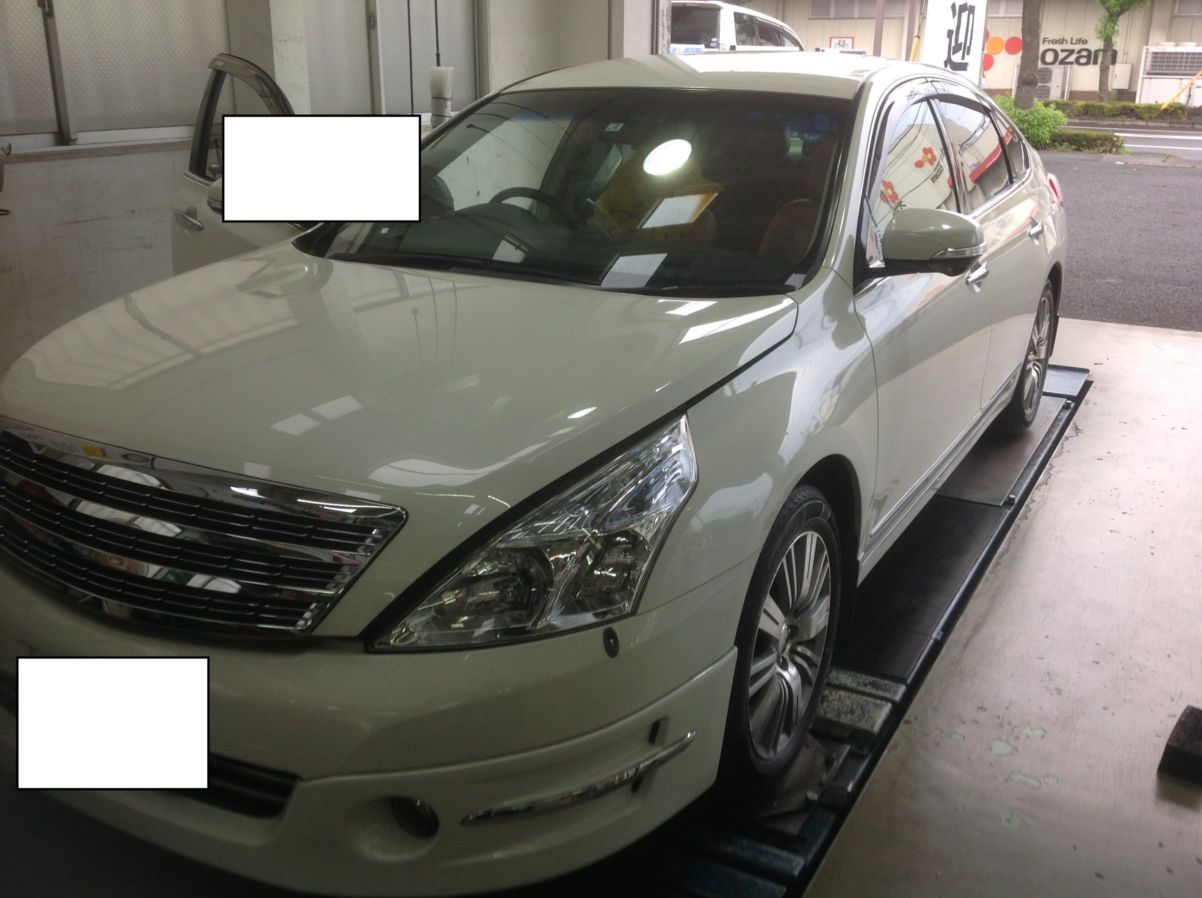 ティアナ 日産 タイヤ交換 空気圧センサー 取付 青梅市 サービス事例 タイヤ館 青梅 東京都のタイヤ カー用品ショップ タイヤからはじまる トータルカーメンテナンス タイヤ館グループ