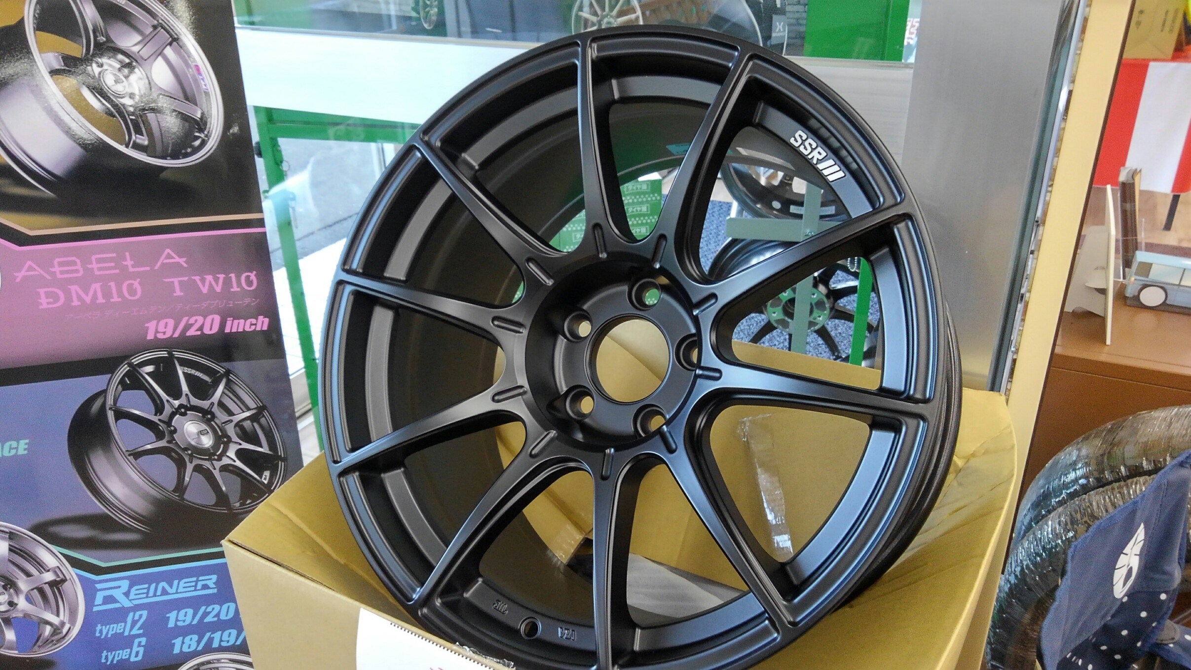 送料無料 SSR GTX01 7.5J-18 53 5H-114.3 4本 【NEW限定品】