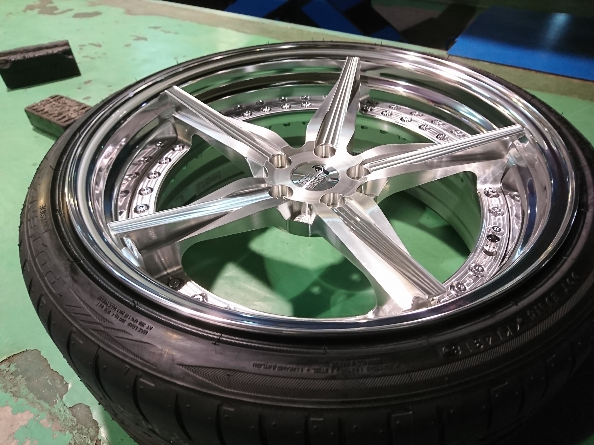 レオンハルト・フォージドLF－S1♪ | 店舗おススメ情報 | タイヤ館