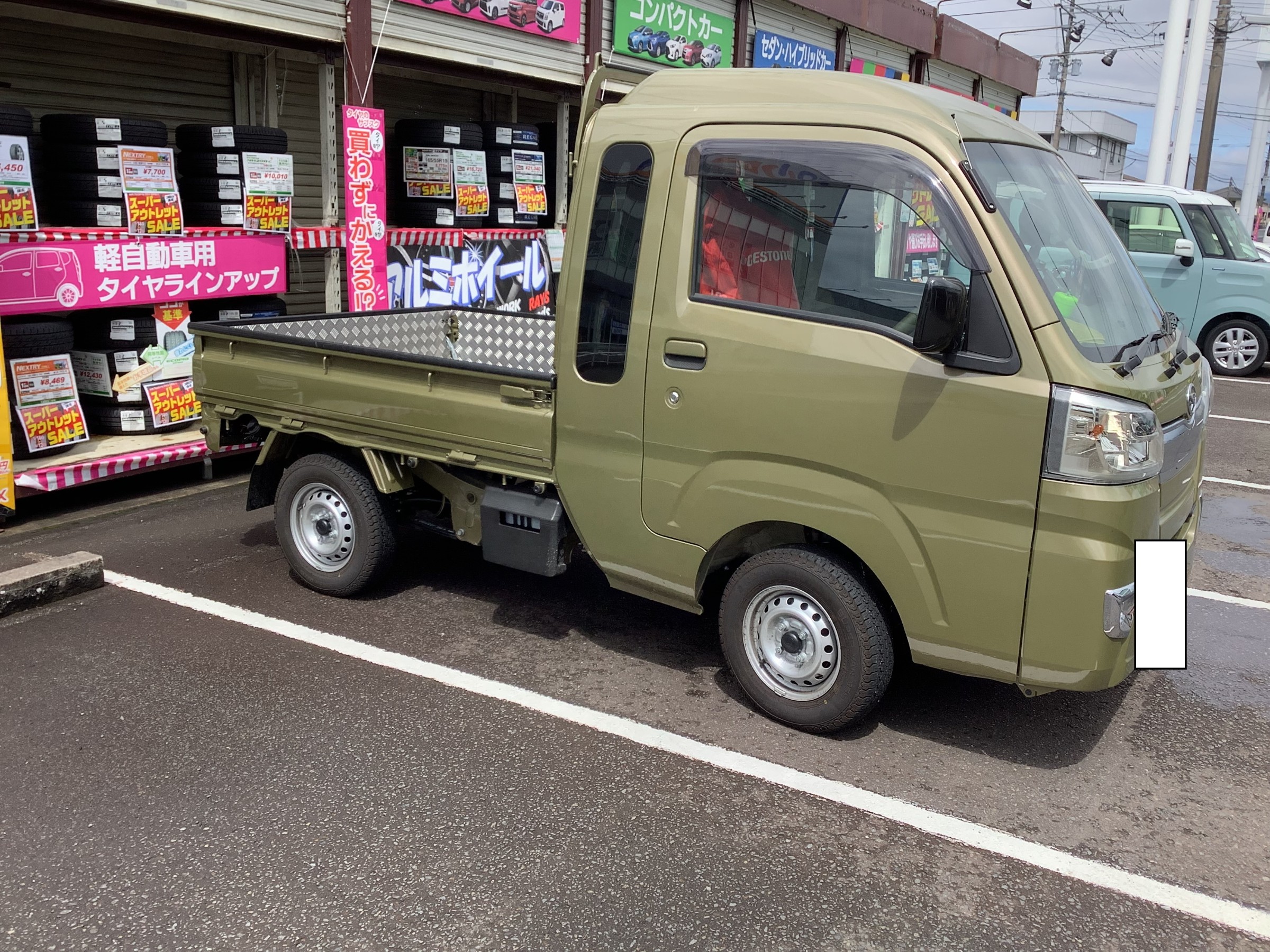 マッドクロス グレイス | ダイハツ ハイゼット ホイール タイヤ