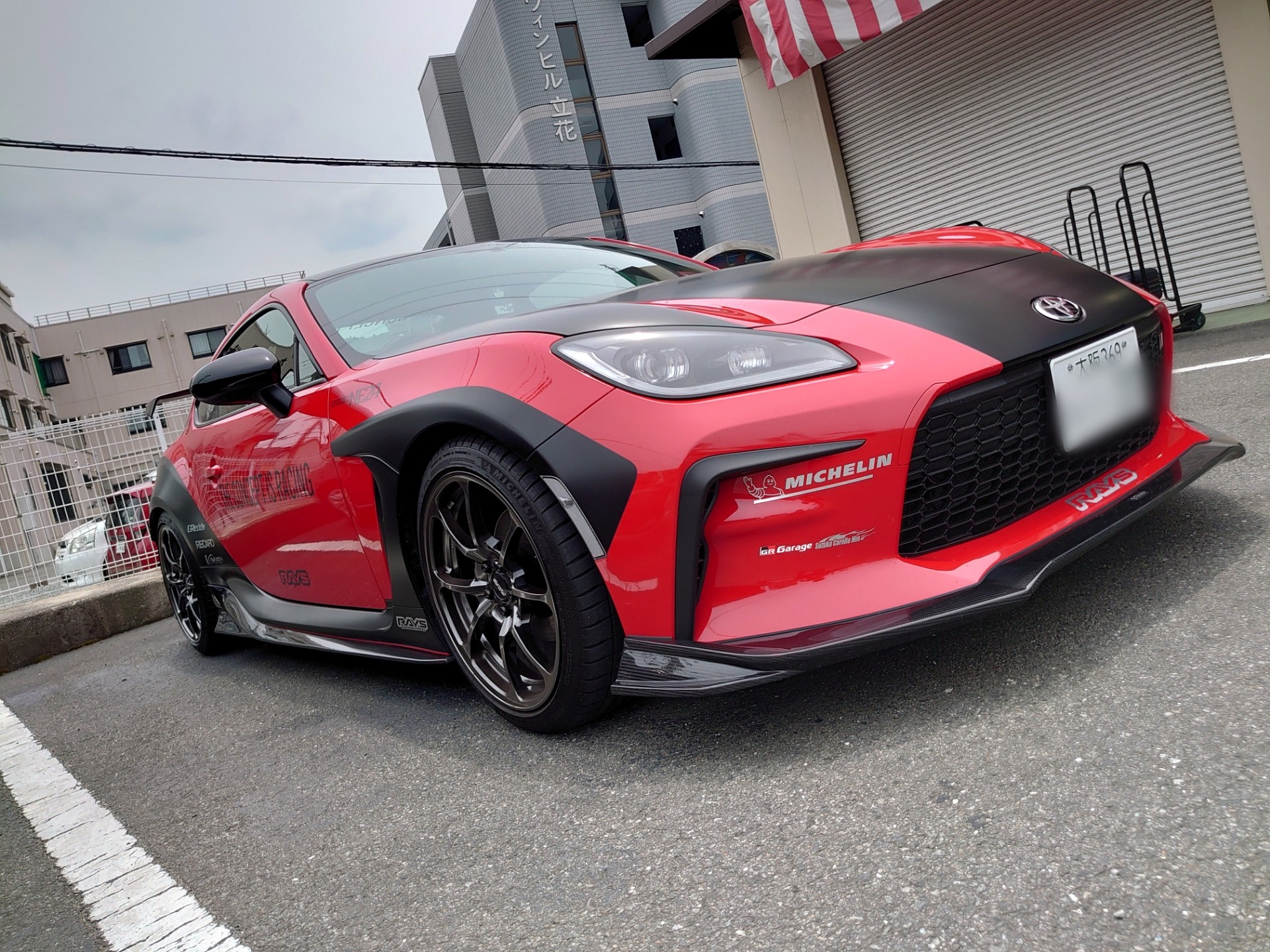 RAYS デモカー GR86 参上っ！！ | トヨタ 86 ホイール タイヤ