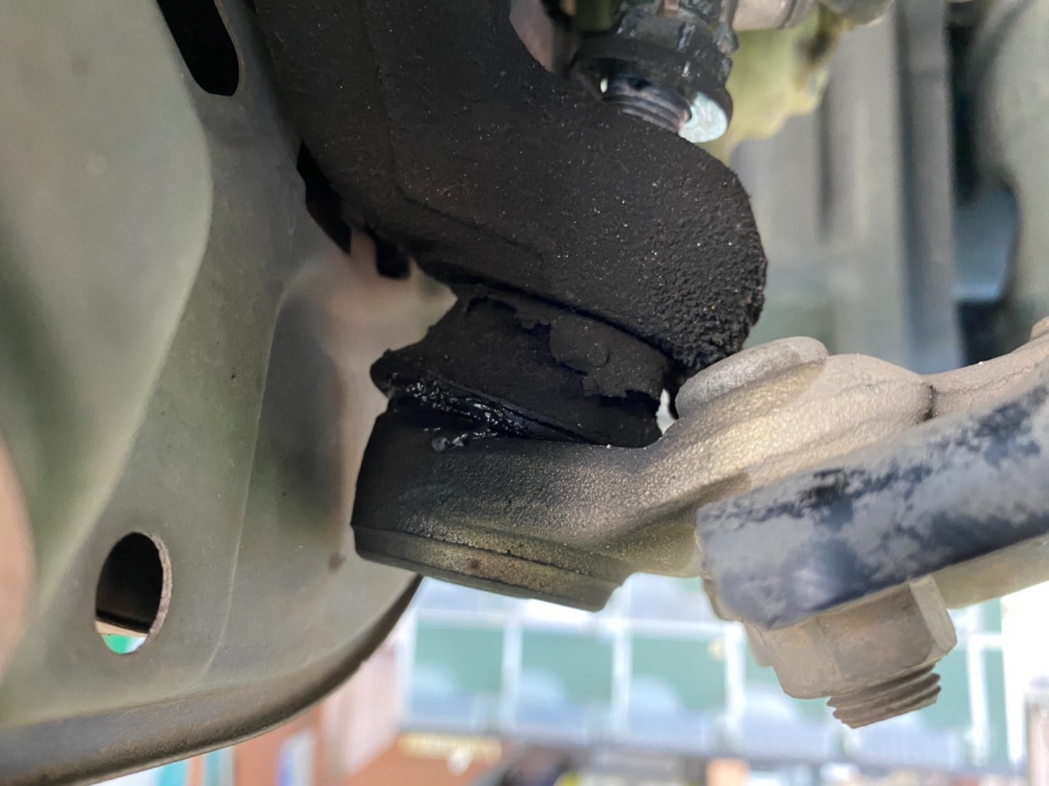 【トヨタ・アルファード・ANH20W】ロアボールジョイントブーツ交換 トヨタ アルファード メンテナンス商品 パーツ取付 > 足回り関係