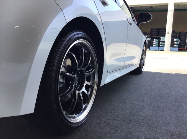 TOYOTA【カローラスポーツ】 × ホイール交換【エモーションZR10