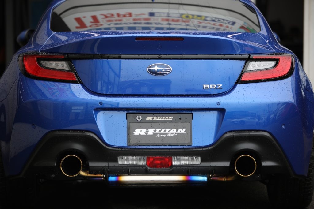 BRZ（ZD8）R1 TITAN EXTRA Gold Ring STTI マフラー | スバル BRZ 
