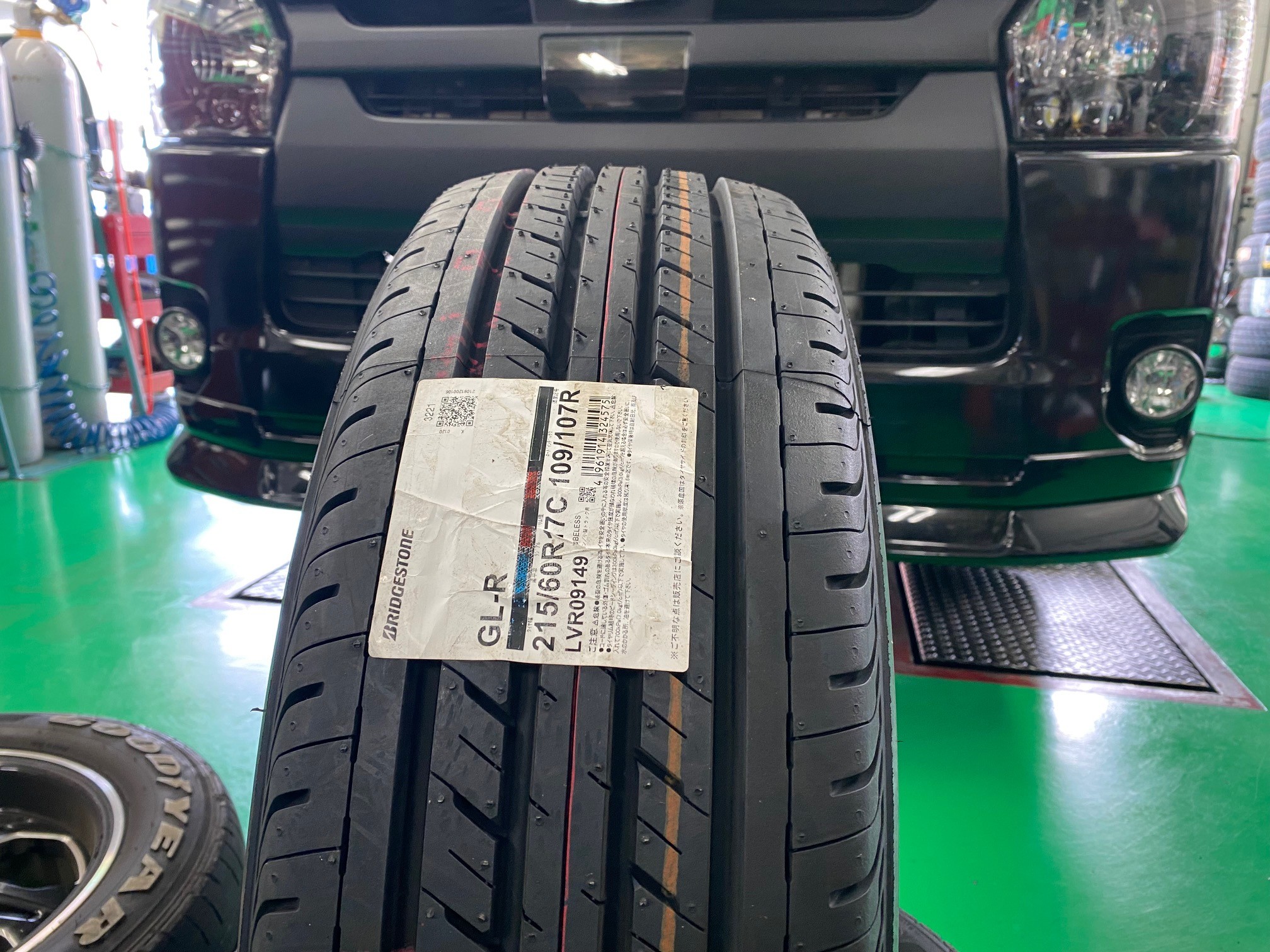 トヨタ ハイエース ブリヂストンGL-R 取付 | 店舗おススメ情報