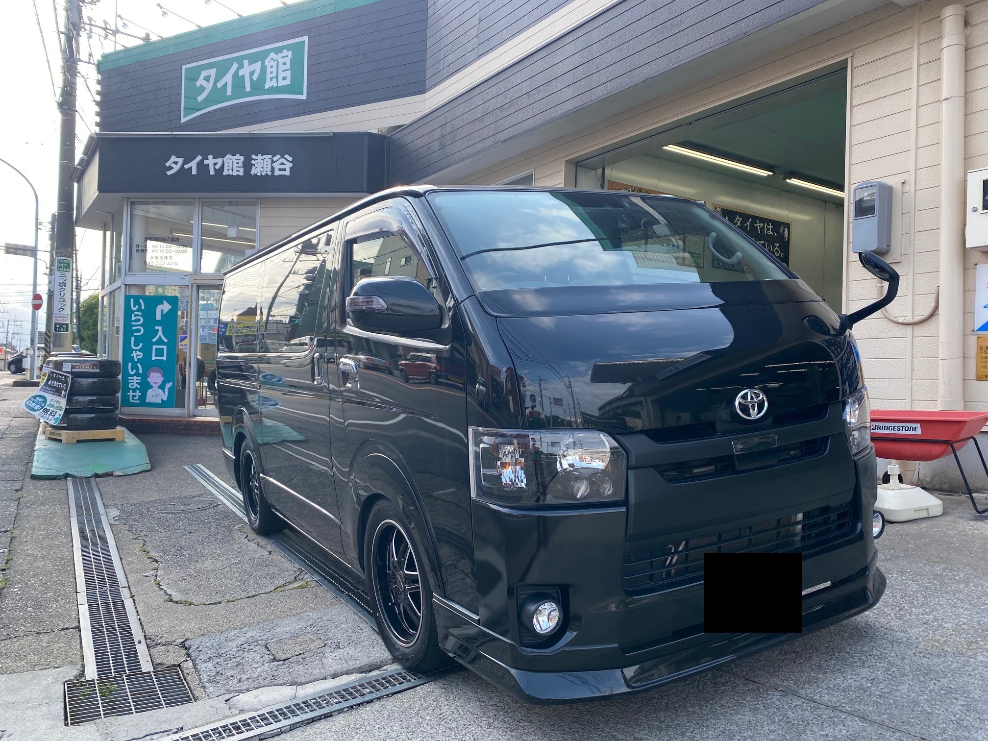 トヨタ ハイエース ブリヂストンGL-R 取付 | 店舗おススメ情報
