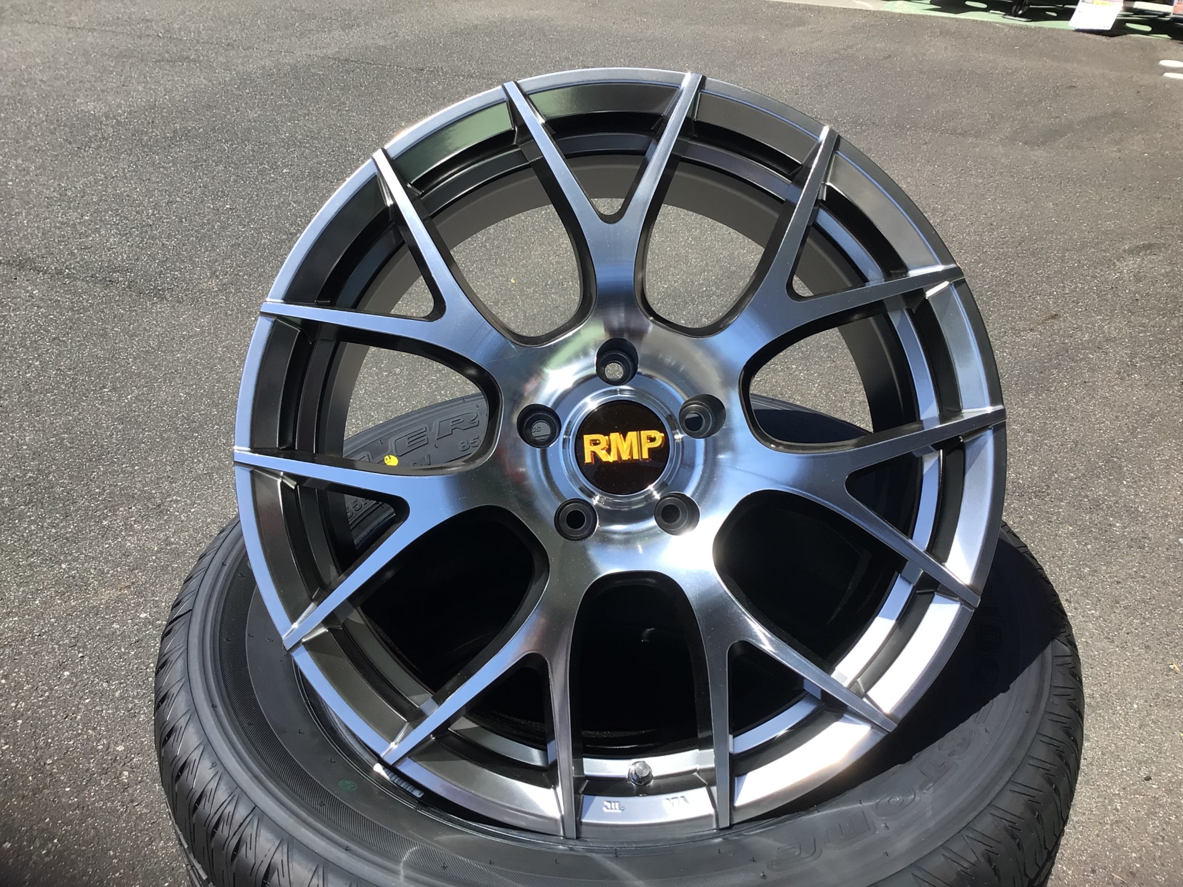 アルミホイールのご紹介「RMP 027F」 | 店舗おススメ情報 | タイヤ館
