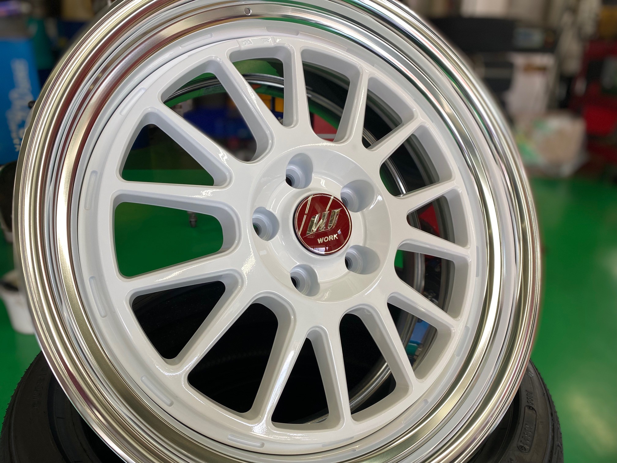 VW ゴルフGTI（AUCHH）WORK「Seeker FX」 18インチ取付 | 店舗お