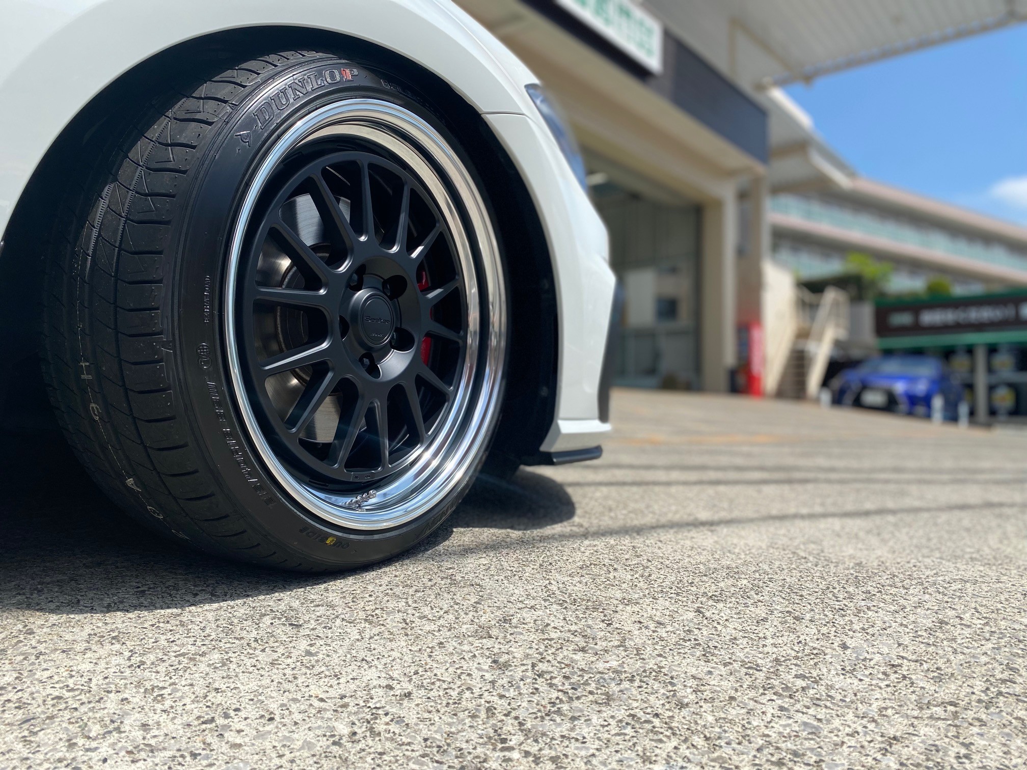 VW ゴルフGTI（AUCHH）WORK「Seeker FX」 18インチ取付 | 店舗おススメ