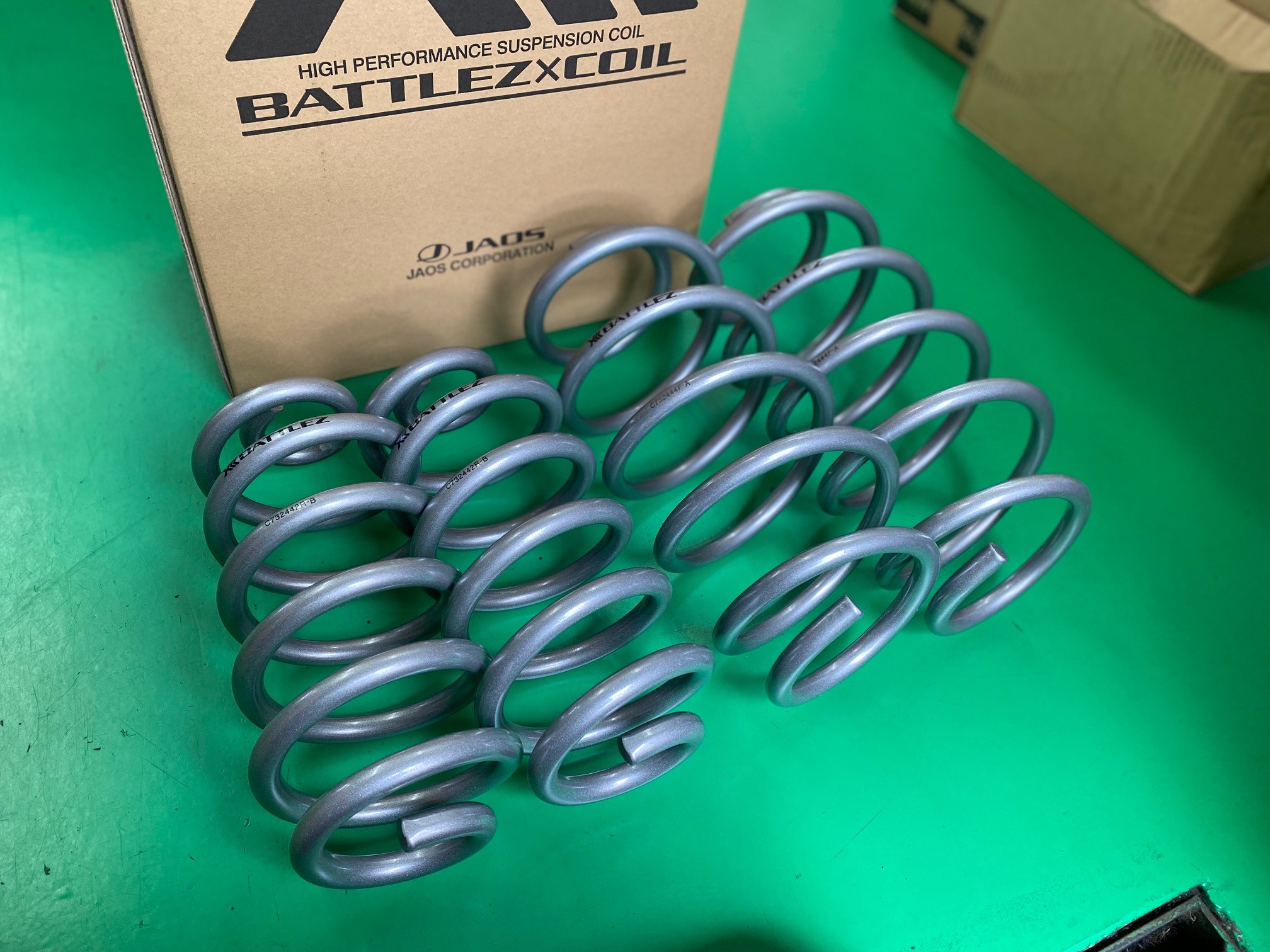 日産 エクストレイル（T32） JAOS BATTLEZ リフトアップスプリング