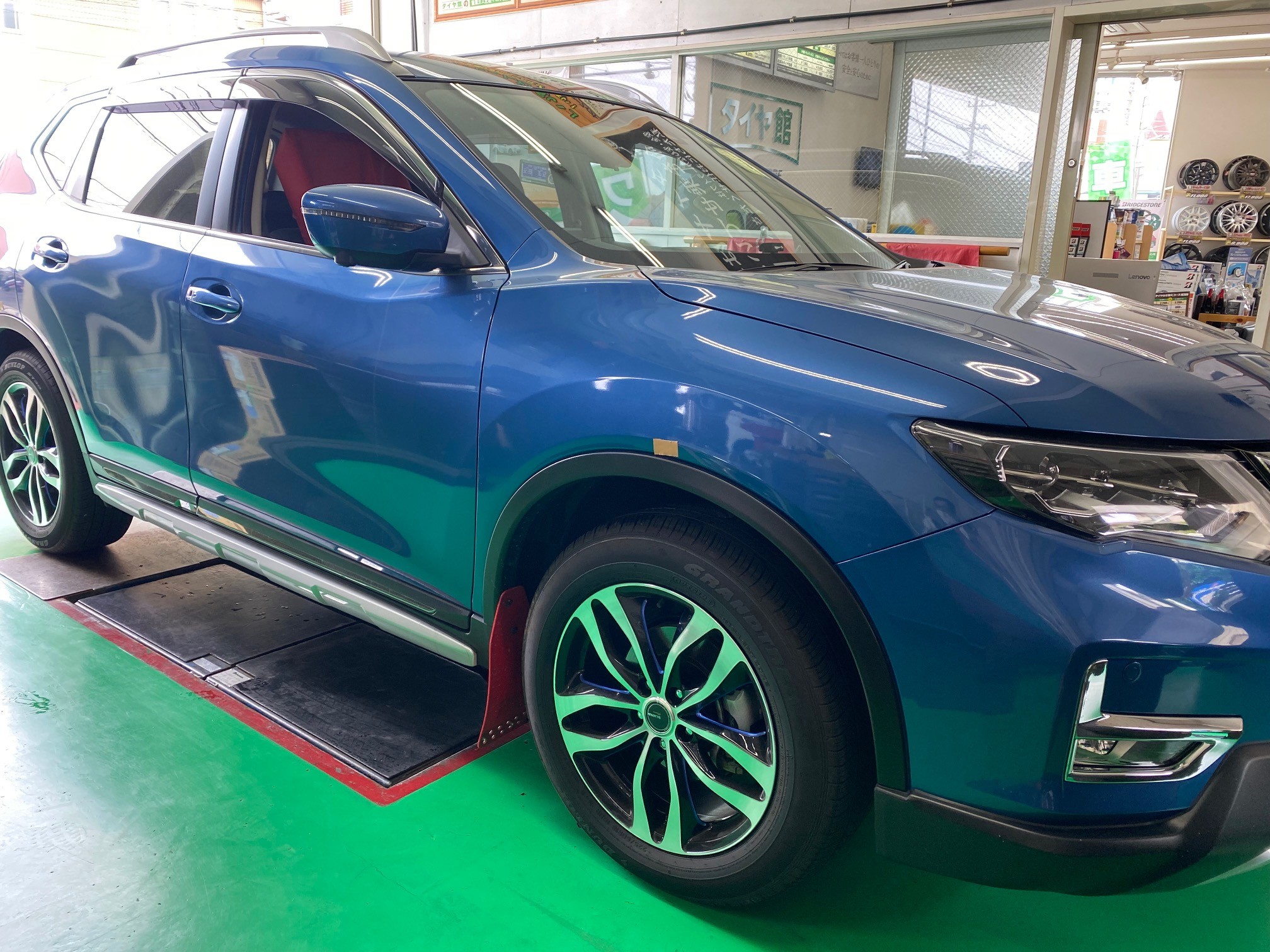 日産 エクストレイル（T32） JAOS BATTLEZ リフトアップスプリング