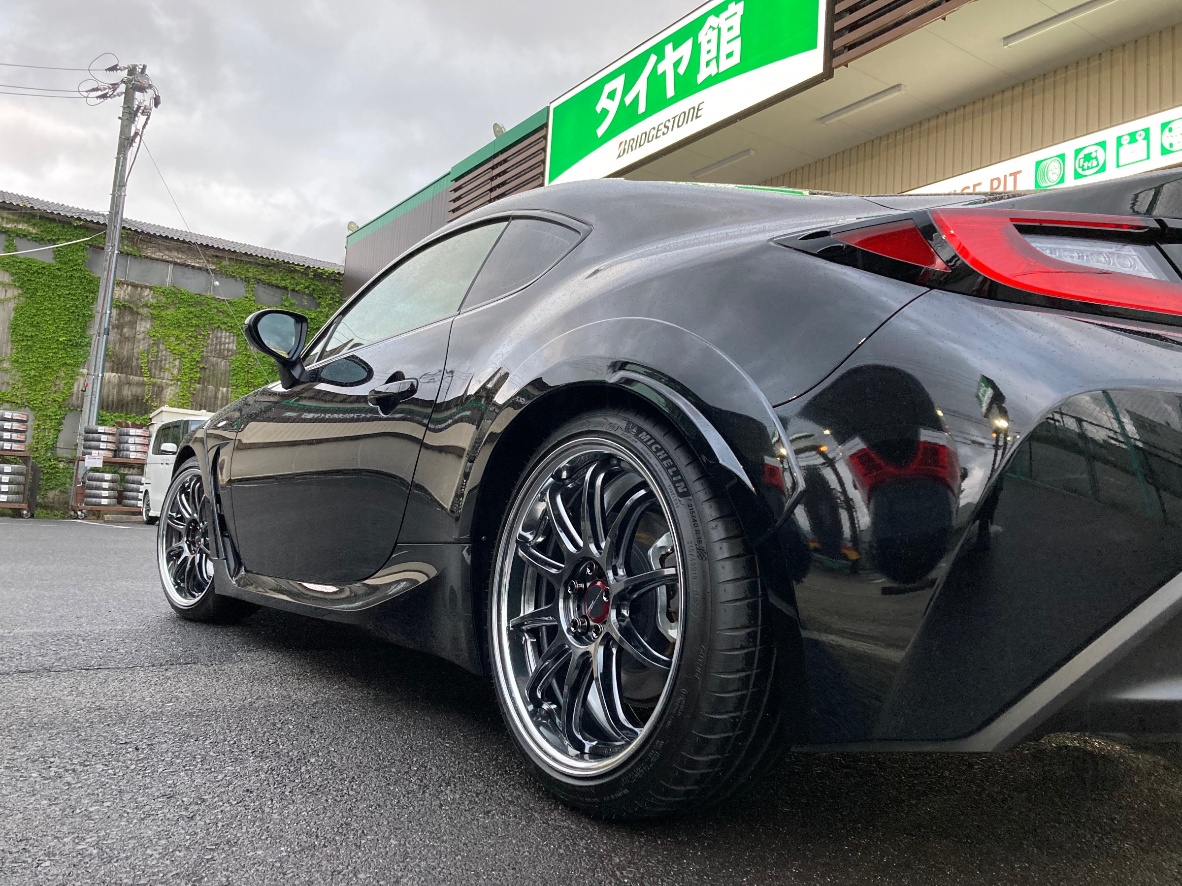 GR86 STの車高調とZR10 2P でキメる！ | トヨタ 86 | ☆スタッフブログ