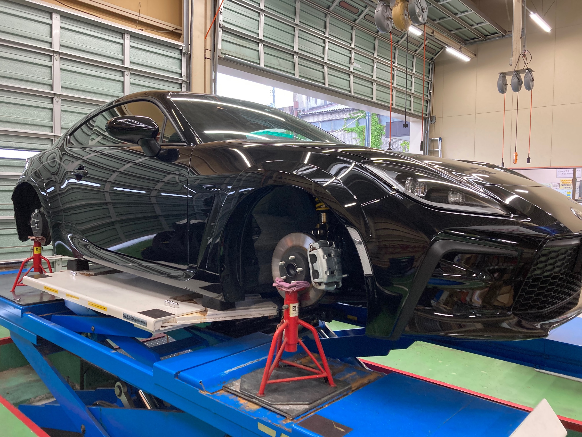 GR86 STの車高調とZR10 2P でキメる！ | 店舗おススメ情報