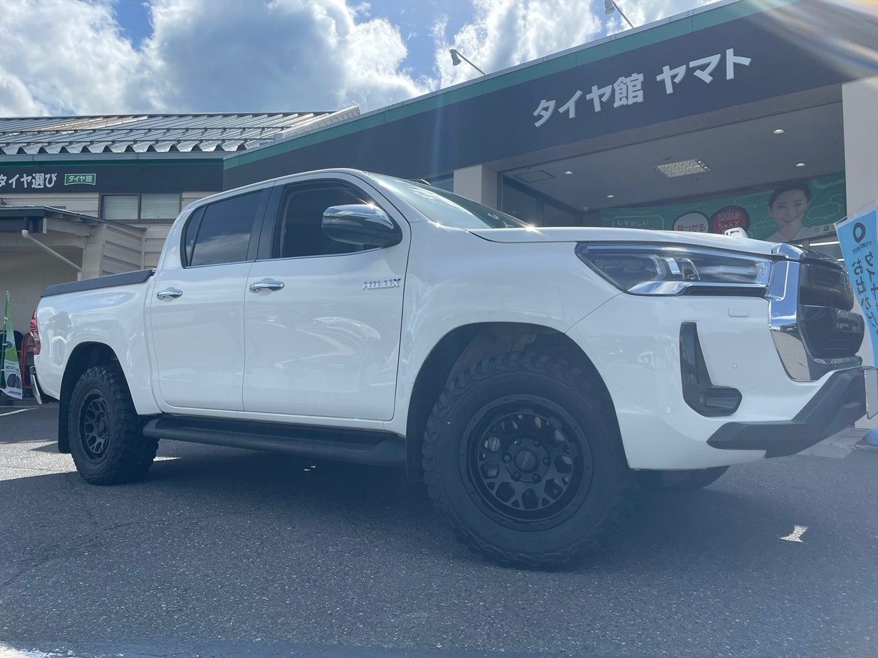 ハイラックス デイトナホイールタイヤセット