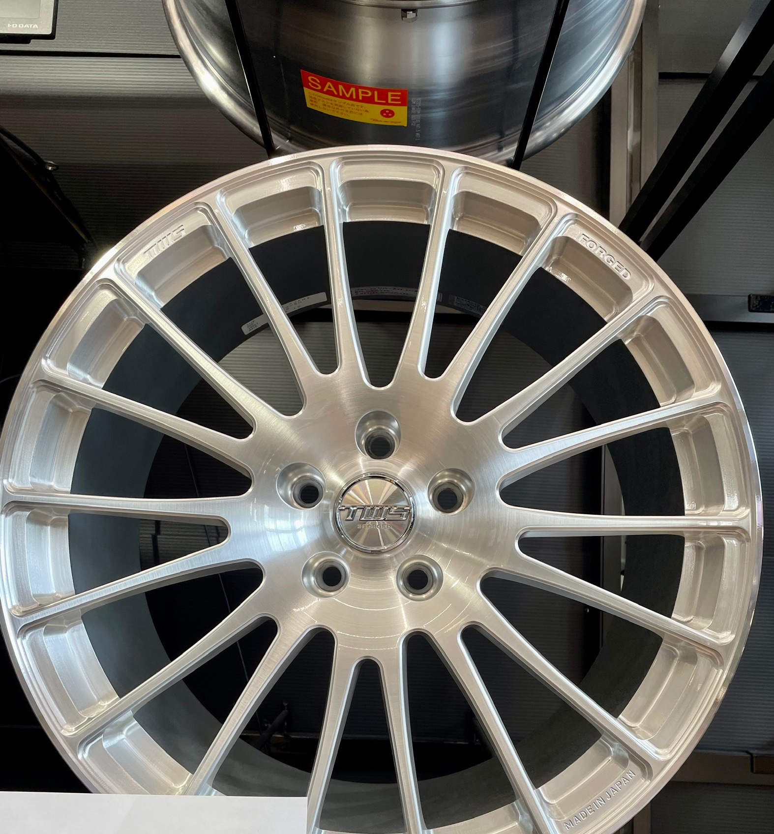 TWS 118F