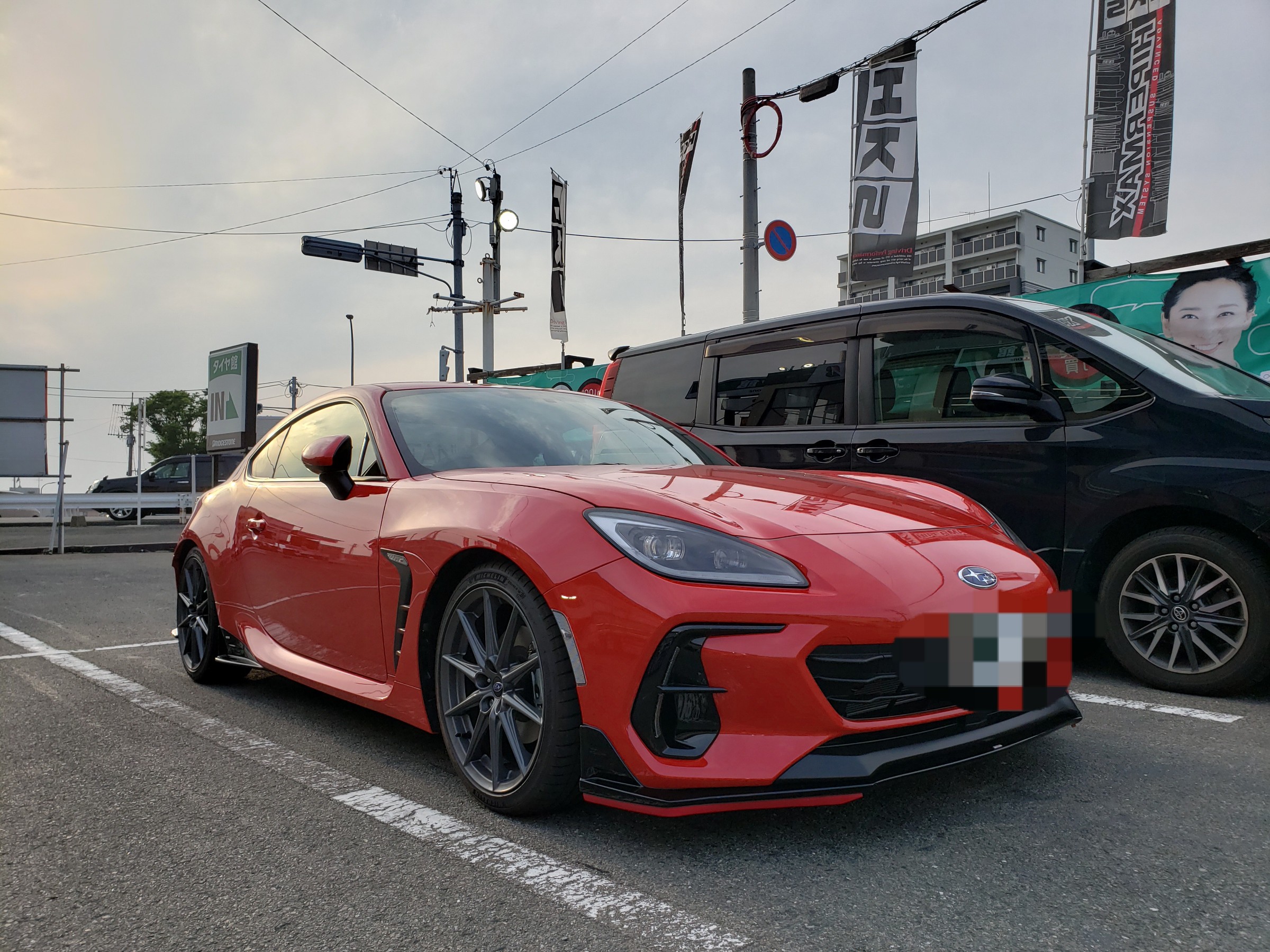 スバル BRZ ZD8 ブリッツ車高調取付しました | 技術サービス施工事例