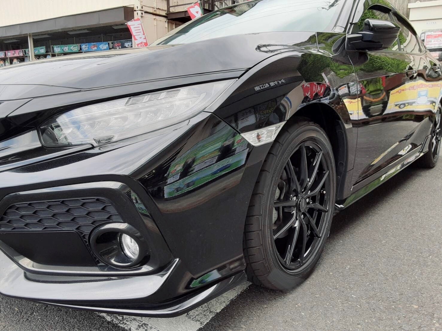 毎回完売 クーポンでお得!!】【タイヤ交換対象】ホンダ シビック HV FD