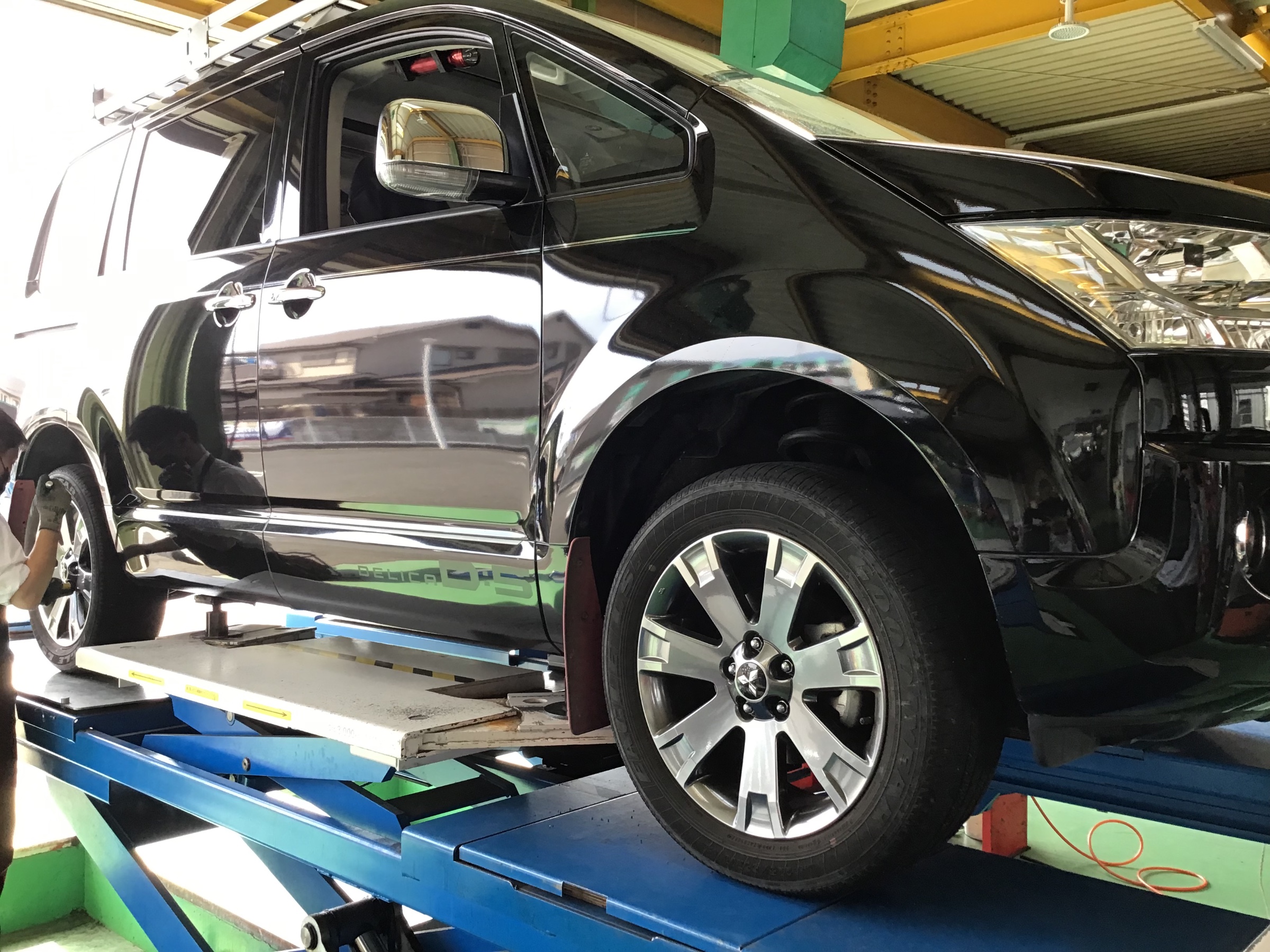 デリカD:5 ホイールセット取付です！ | 店舗おススメ情報 | タイヤ館