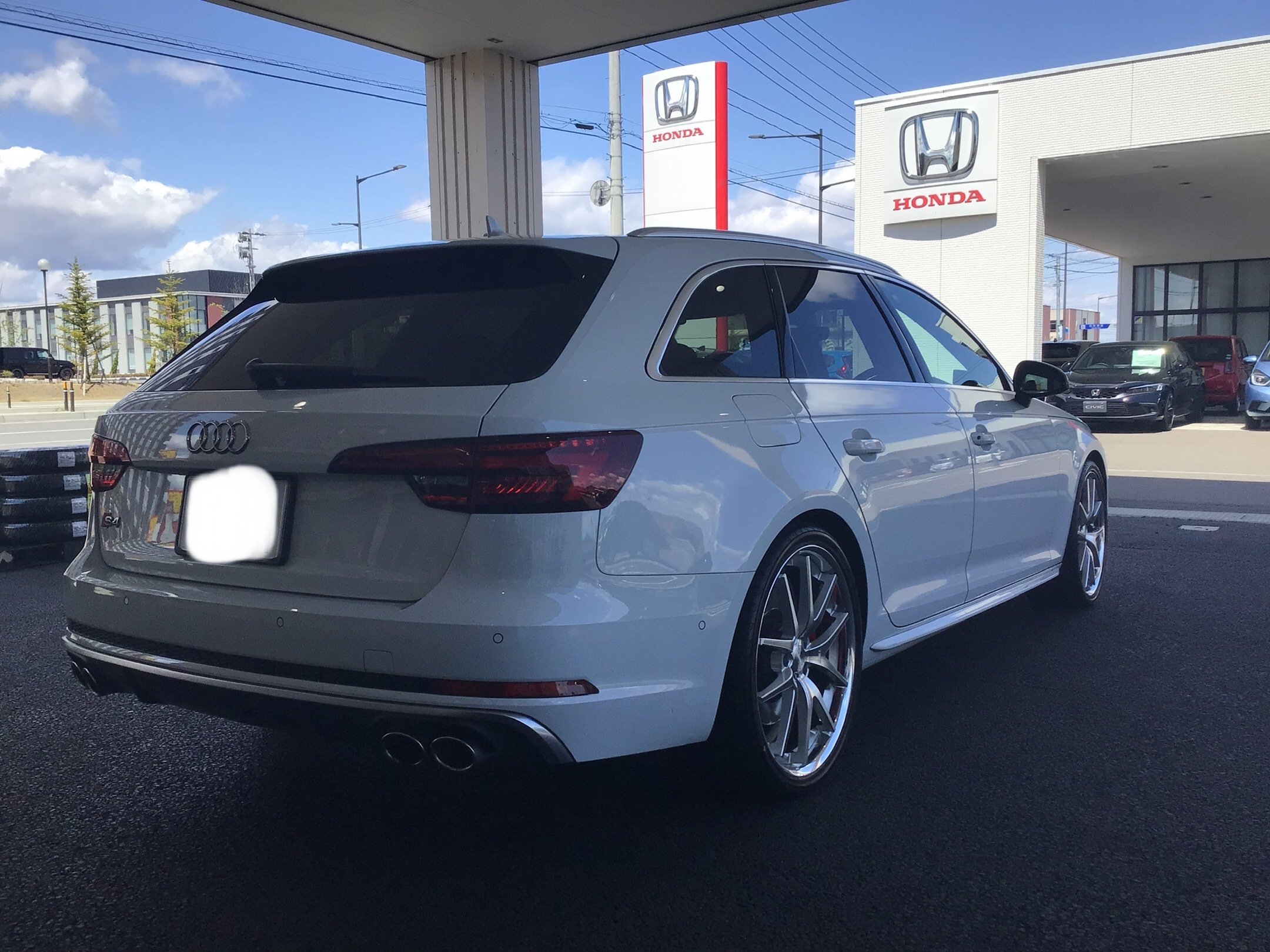 アウディS4 ポテンザ&TWS タイヤホイールセット | 店舗おススメ アウディS4 ポテンザ&TWS タイヤホイールセット | 店舗おススメ
