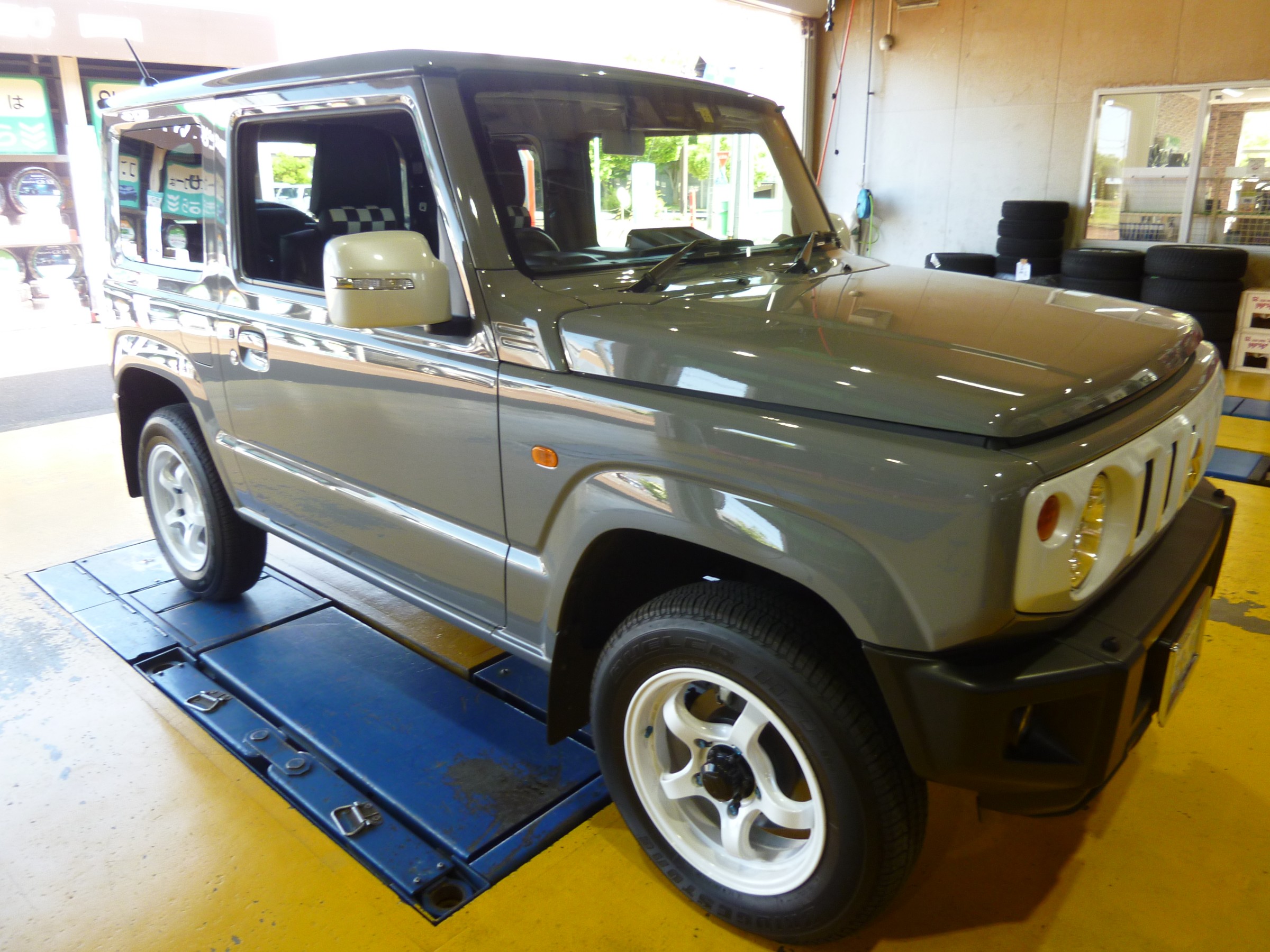ジムニーJB64/74用ショックアブソーバー入荷いたしました