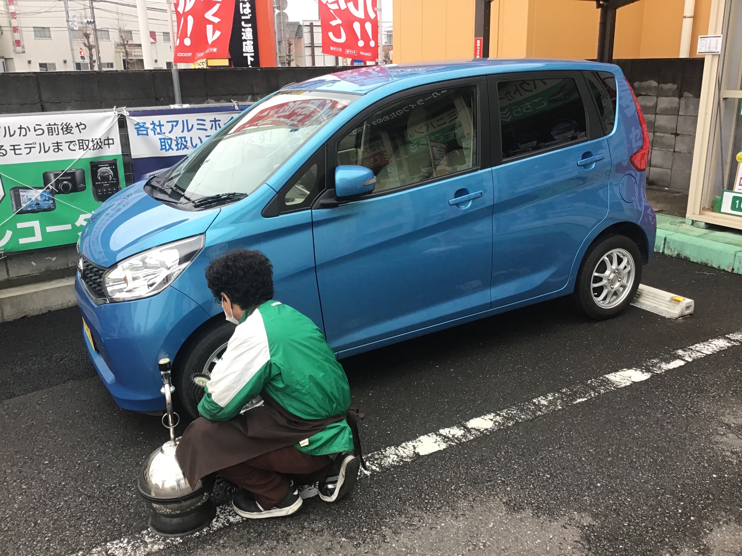 タイヤ空気圧点検 無料実施中 タイヤ その他 無料安全点検 サービス事例 タイヤ館 所沢 タイヤからはじまる トータルカーメンテナンス タイヤ館グループ