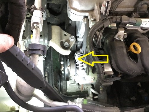 アクシオ Nze144 ファンベルト交換 トヨタ カローラアクシオ メンテナンス商品 パーツ取付 各種用品取付 サービス事例 タイヤ館 小樽 タイヤからはじまる トータルカーメンテナンス タイヤ館グループ