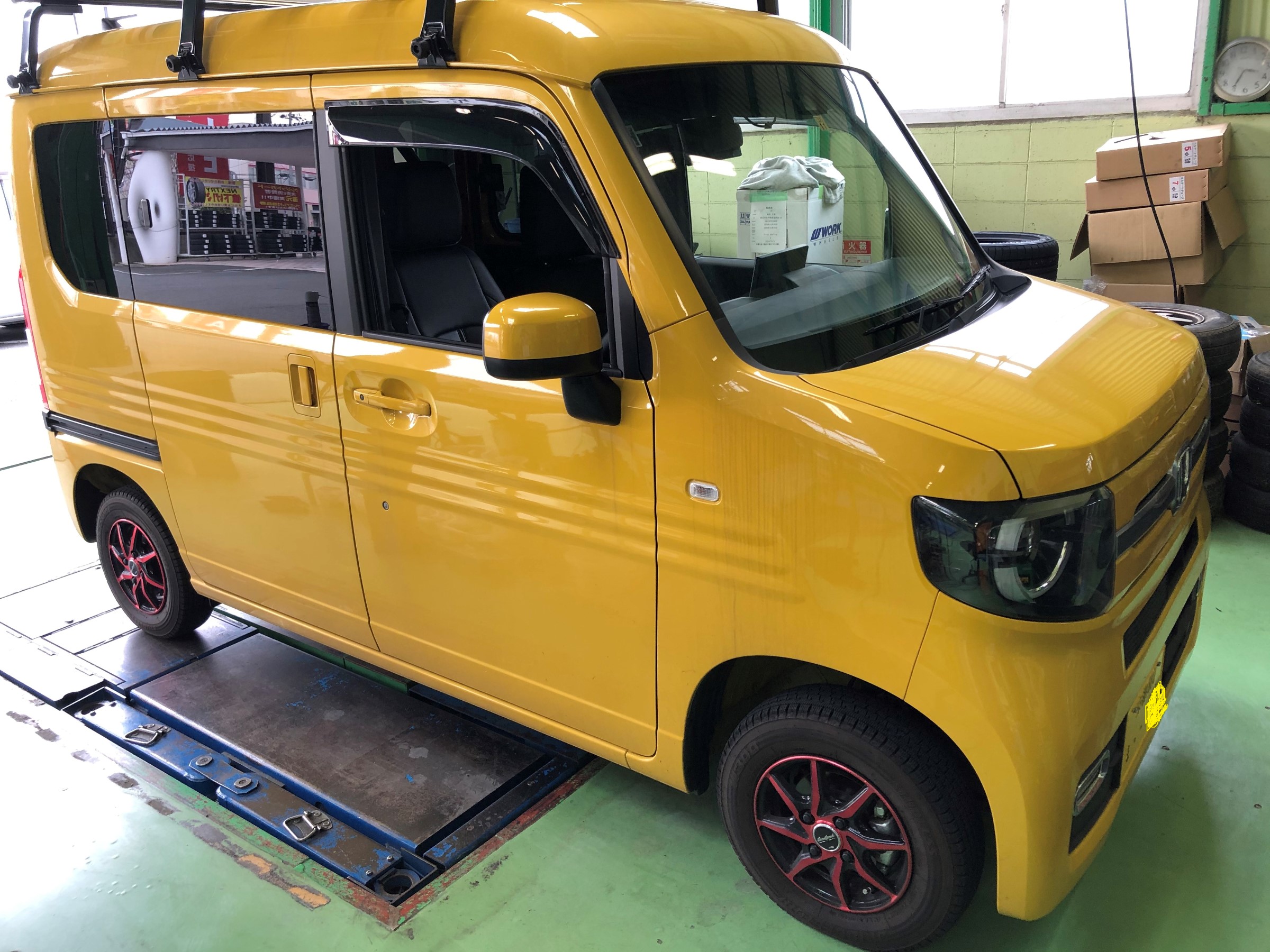 N Vanのフロントスピーカー取り付け致しました スタッフ日記 タイヤ館 京田辺 京都府 滋賀県のタイヤからはじまる トータルカーメンテナンス タイヤ館グループ