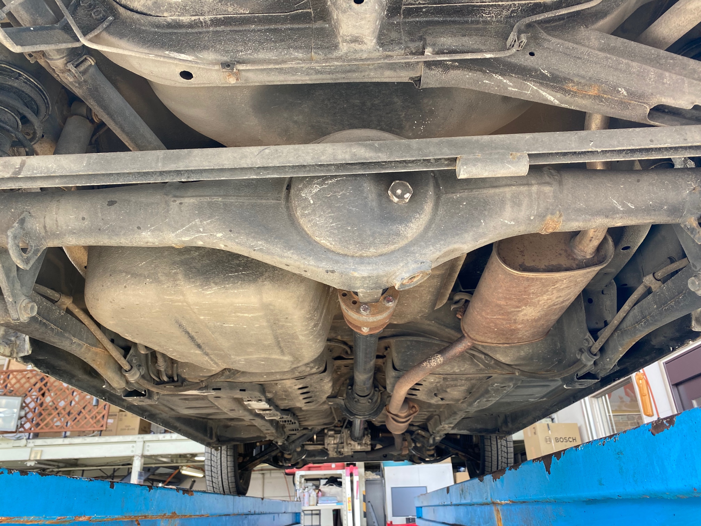 下回りの錆び大丈夫ですか スタッフ日記 タイヤ館 横手 秋田県のタイヤ カー用品ショップ タイヤからはじまる トータルカーメンテナンス タイヤ館グループ