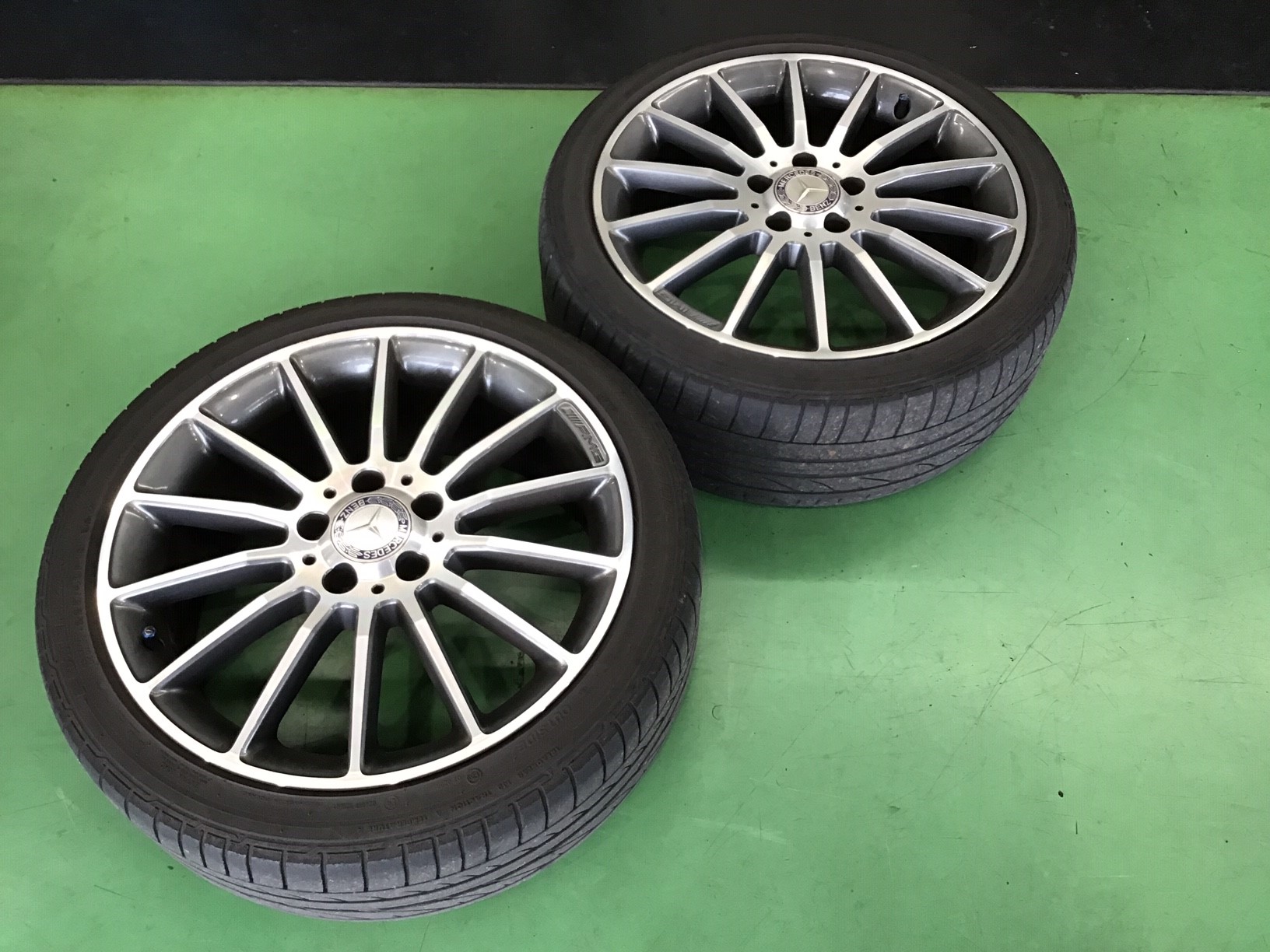 ベンツ A180 タイヤ交換 ランフラットタイヤからノーマルタイヤへの