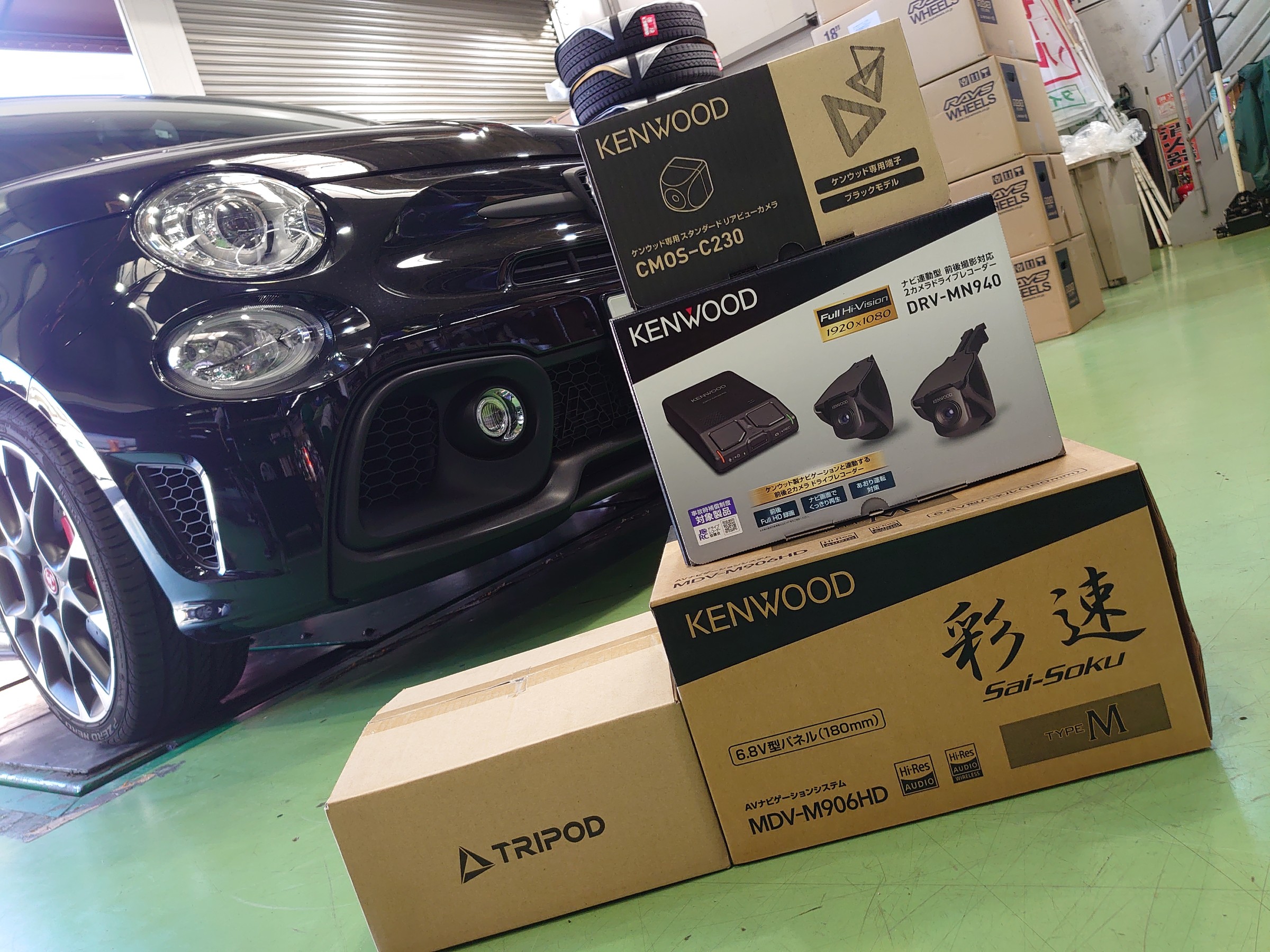 Abarth 595 のカーナビ 交換しました アバルト 595c Av ナビ機器 カー用品取付 各社ナビゲーション取付 技術サービス施工事例 タイヤ館 福岡東 タイヤからはじまる トータルカーメンテナンス タイヤ館グループ