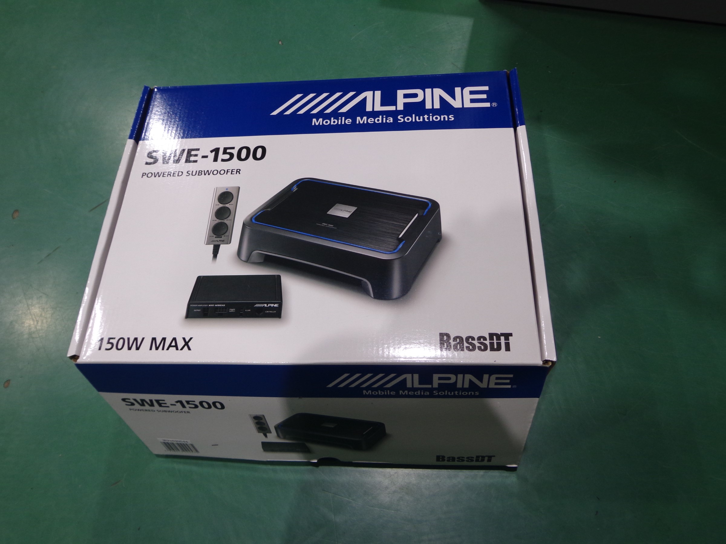 ハリアー ウーファー取り付け トヨタ ハリアー Av ナビ機器 カー用品取付 Av商品取付 作業ご紹介ブログ タイヤ館 川越 愛知県 三重県のタイヤ カー用品ショップ タイヤからはじまる トータルカーメンテナンス タイヤ館グループ