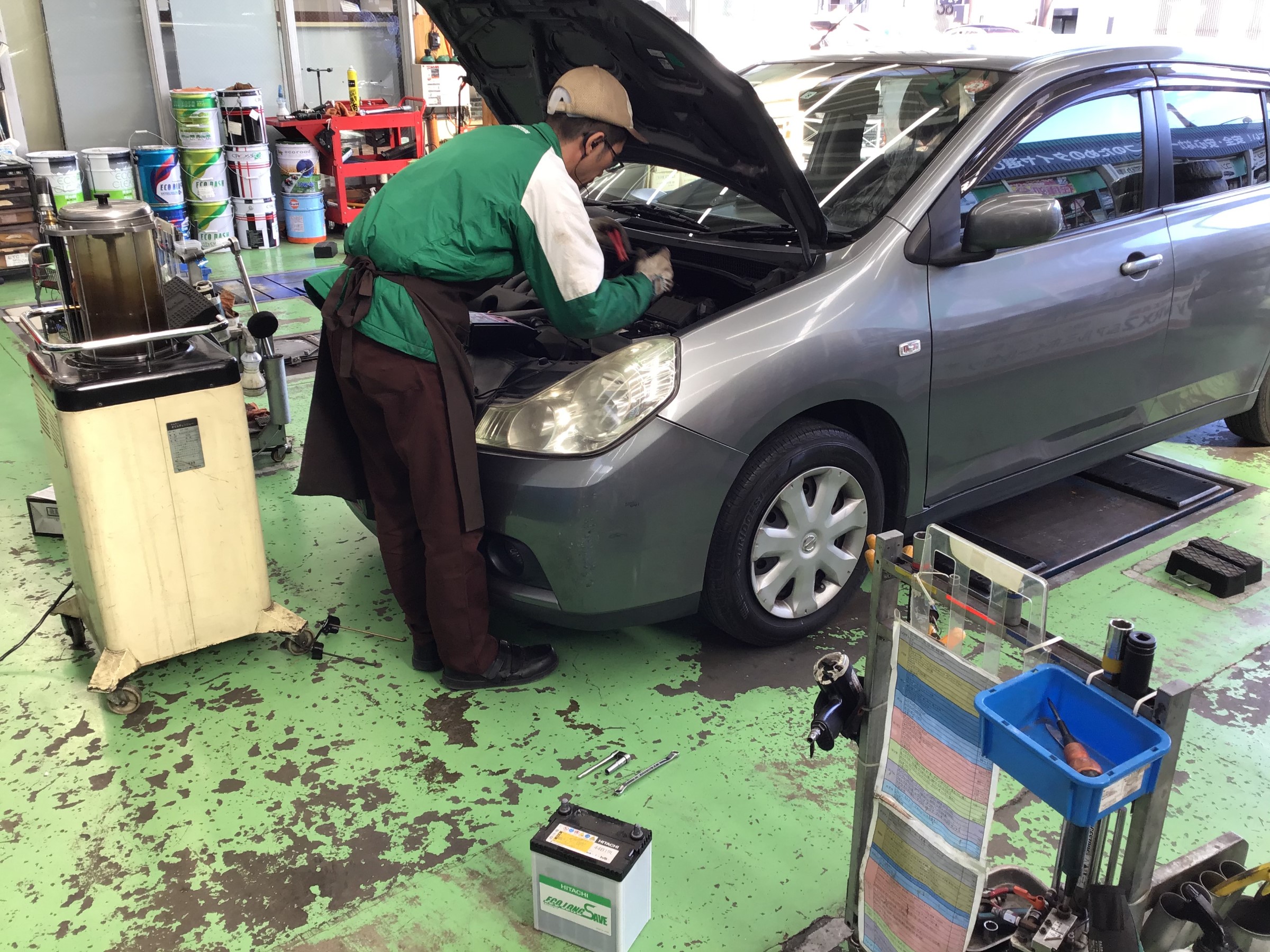 日産 ウィングロード ｙ12系 バッテリー交換 日産 ウイングロード サービス事例 タイヤ館 取手 茨城県のタイヤ カー用品ショップ タイヤからはじまる トータルカーメンテナンス タイヤ館グループ