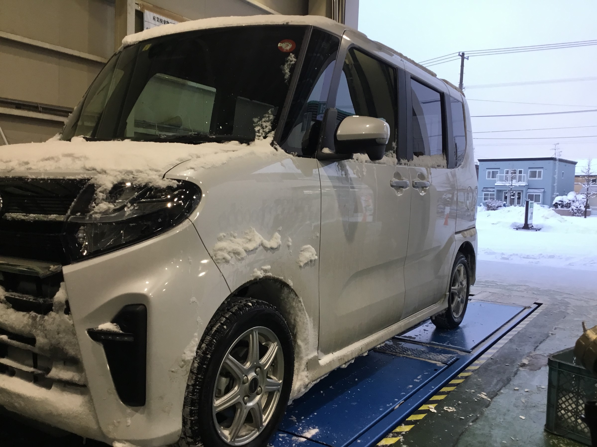 ダイハツ タントカスタム La660s 19年車 マフラー防錆 サービス事例 タイヤ館 厚別 タイヤからはじまる トータルカーメンテナンス タイヤ館グループ