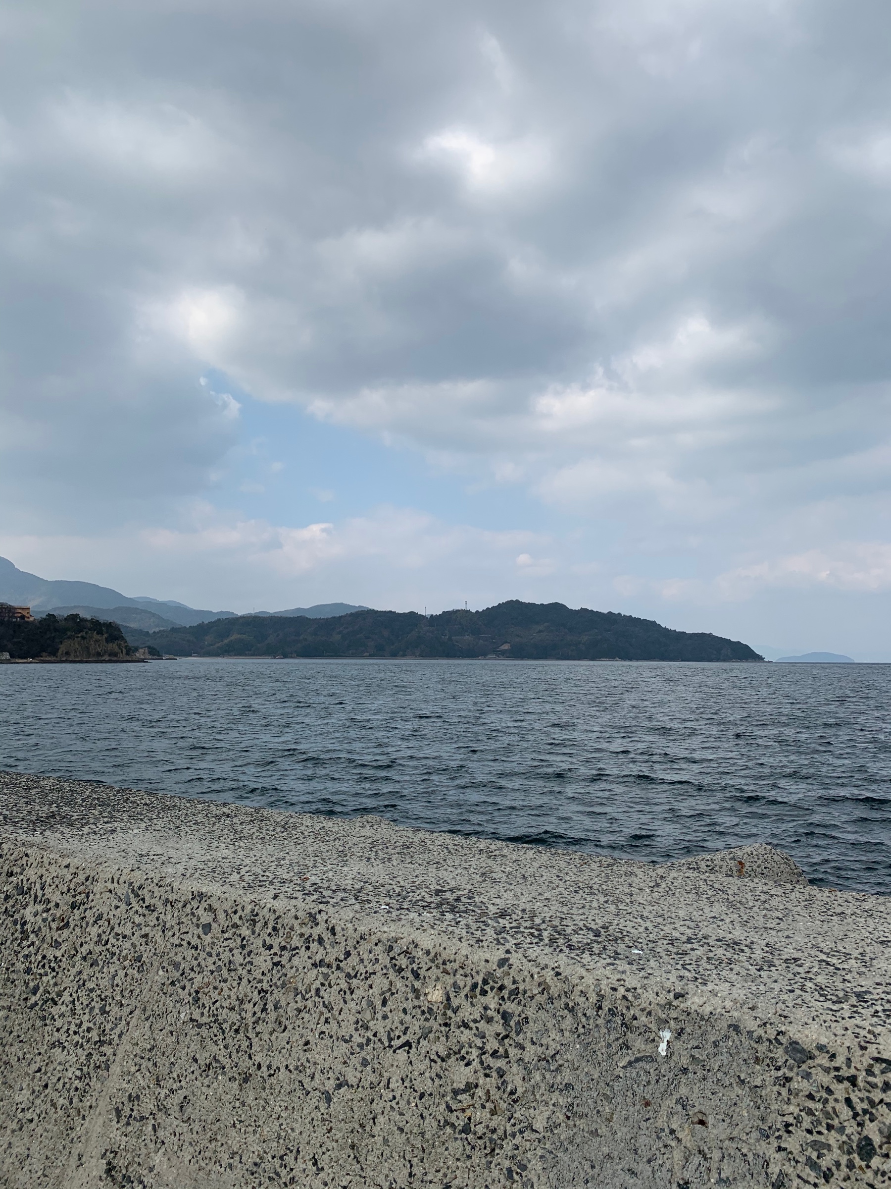 釣り禁止と風が強すぎて スタッフ日記 タイヤ館 広島祇園 タイヤからはじまる トータルカーメンテナンス タイヤ館グループ
